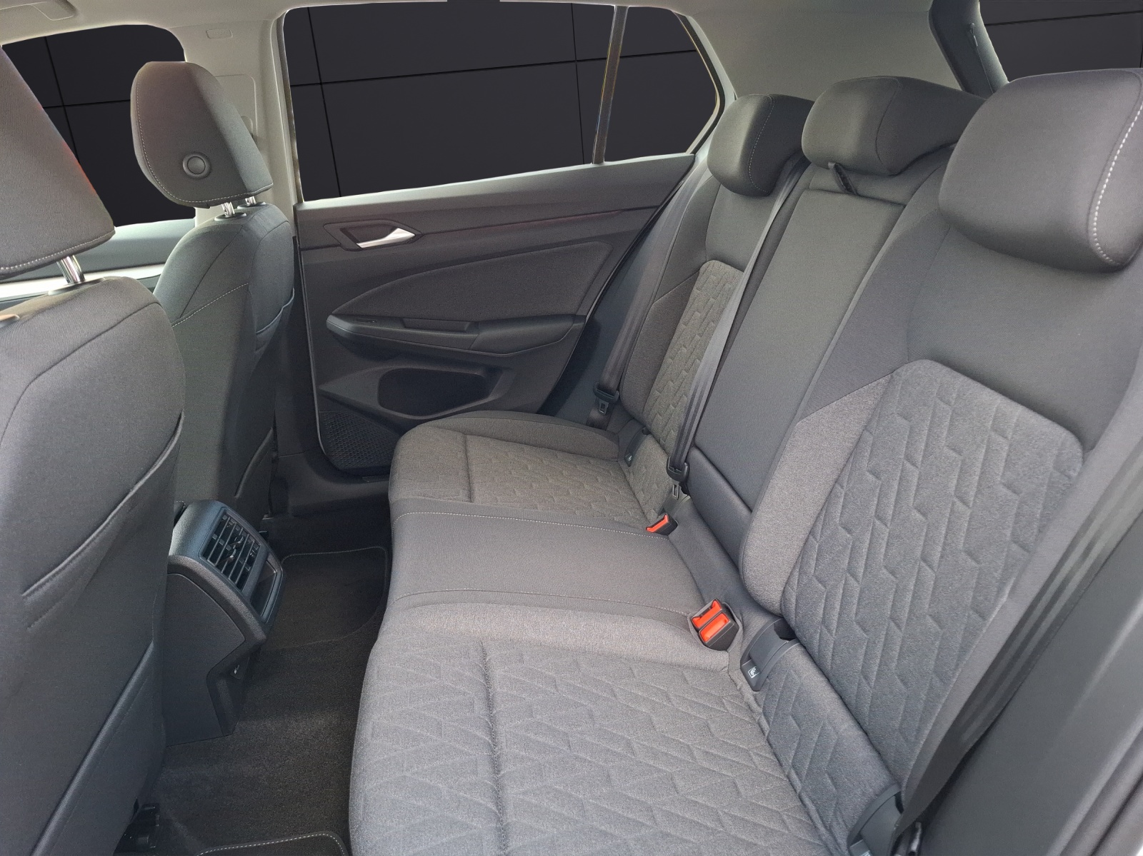 Fahrzeugabbildung Volkswagen Golf Goal LED DAB+ ACC