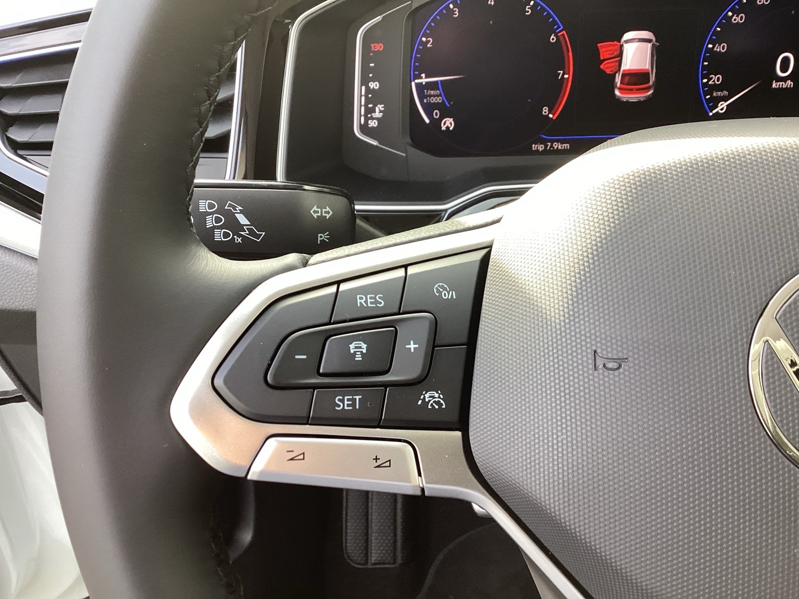 Fahrzeugabbildung Volkswagen Taigo TSI Energy LED CarPlay AID ACC RFK SH
