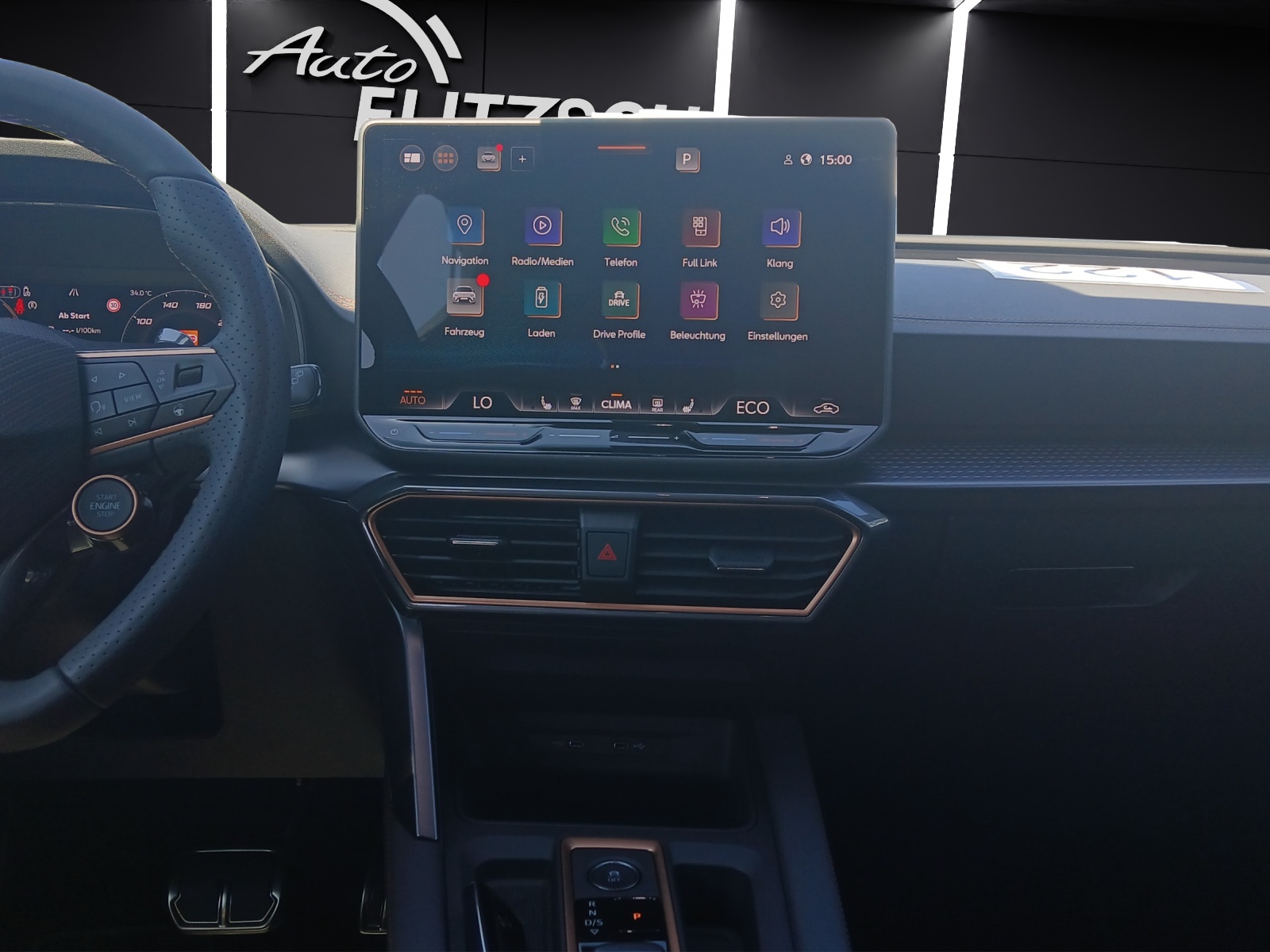 Fahrzeugabbildung CUPRA Leon ST e-Hybrid VZ Black-Edition Matrix AHK Navi AID ACC RFK SH 19