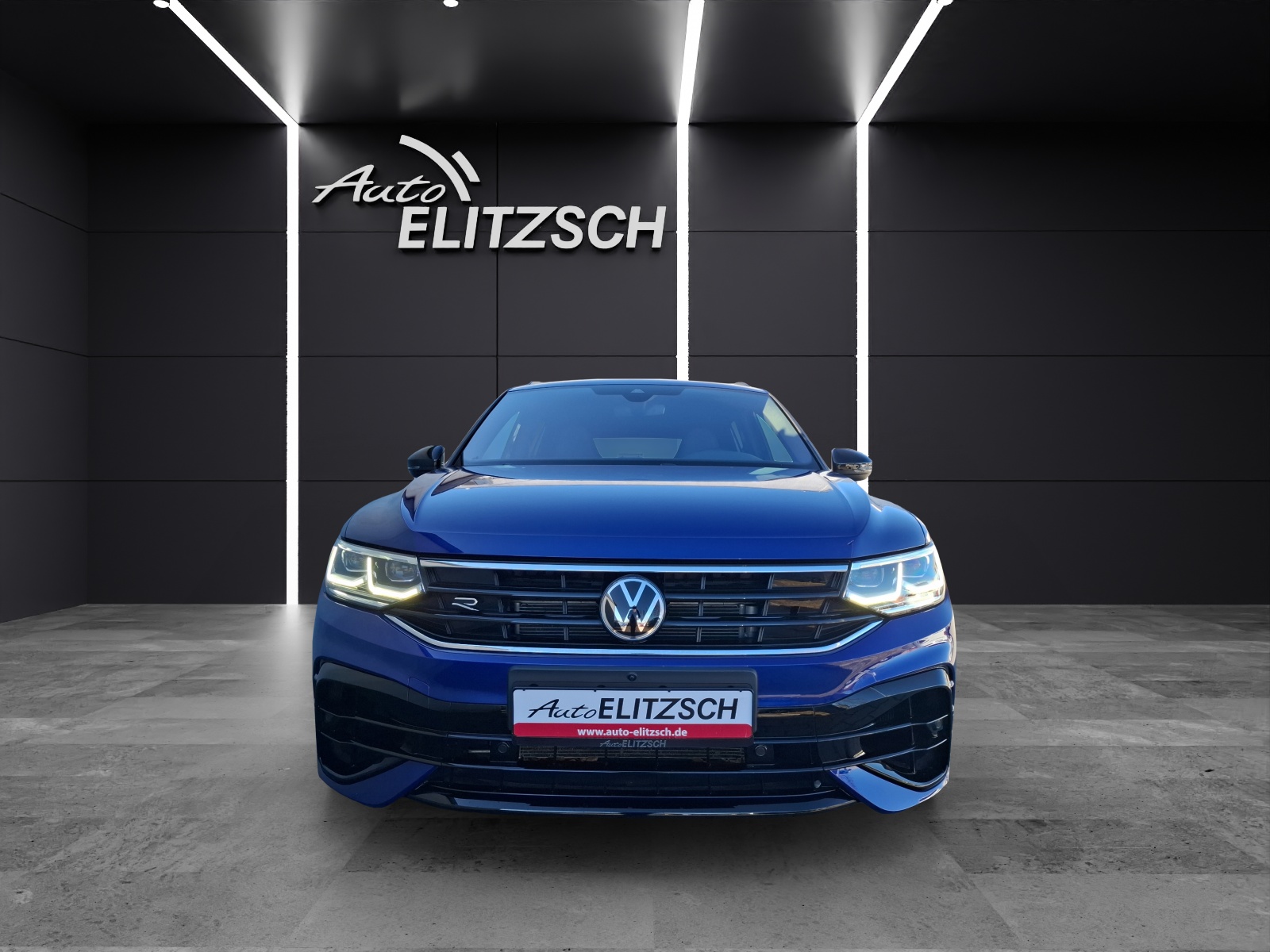 Fahrzeugabbildung Volkswagen Tiguan R DSG 4M Matrix AHK Navi AID ACC RFK SH 20