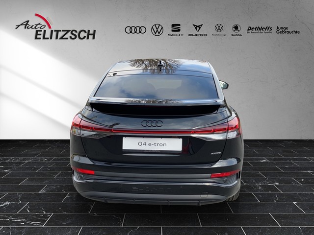 Fahrzeugabbildung Audi Q4 e-tron Sportback 50 quattro S line AZV Matrix LED Navigation plus