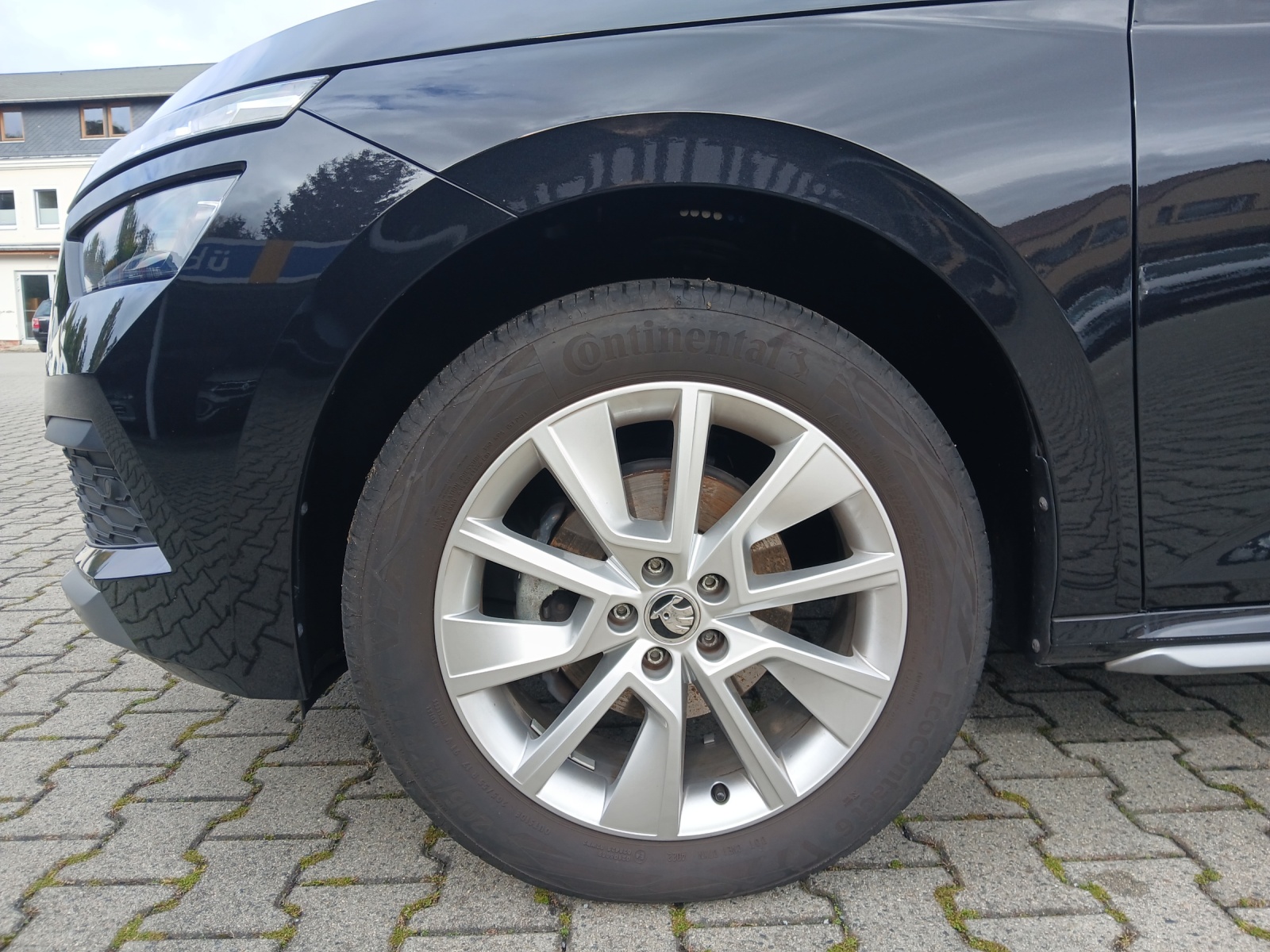 Fahrzeugabbildung SKODA Kamiq TSI Style LED ACC RFK SH