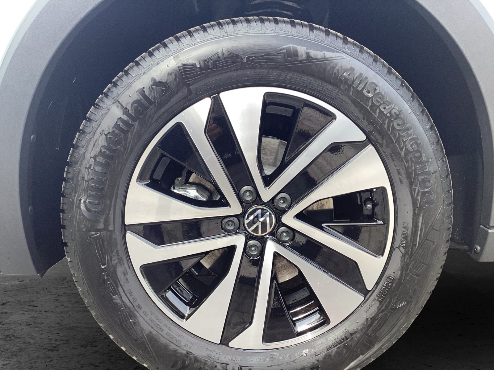 Fahrzeugabbildung Volkswagen T-Cross DSG Energy ReadyToDiscover AHZV RearView