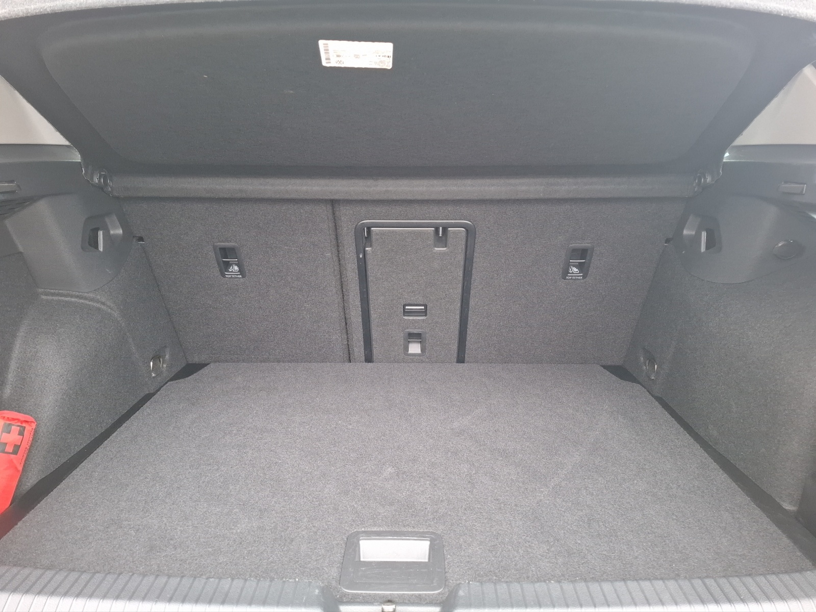 Fahrzeugabbildung Volkswagen Golf VIII TDI Life LED NAVI AID PDC SH LM