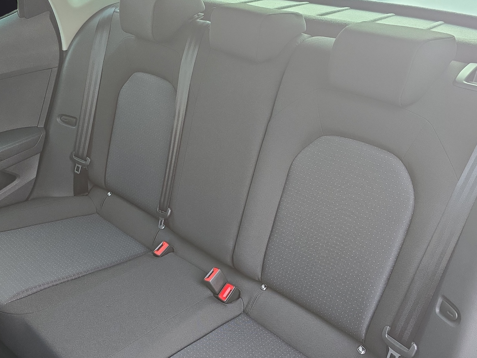 Fahrzeugabbildung SEAT Arona Road Edition 1.0 TSI LED KAMERA NAVI