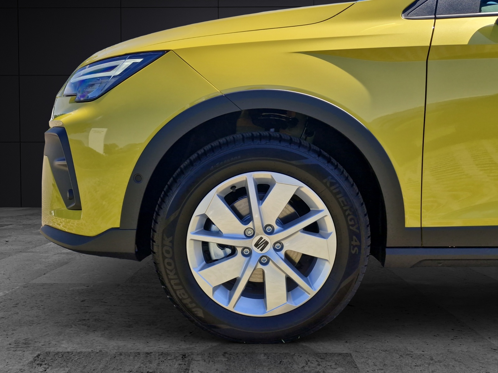 Fahrzeugabbildung SEAT Arona Style ACC Kamera LED SHZ