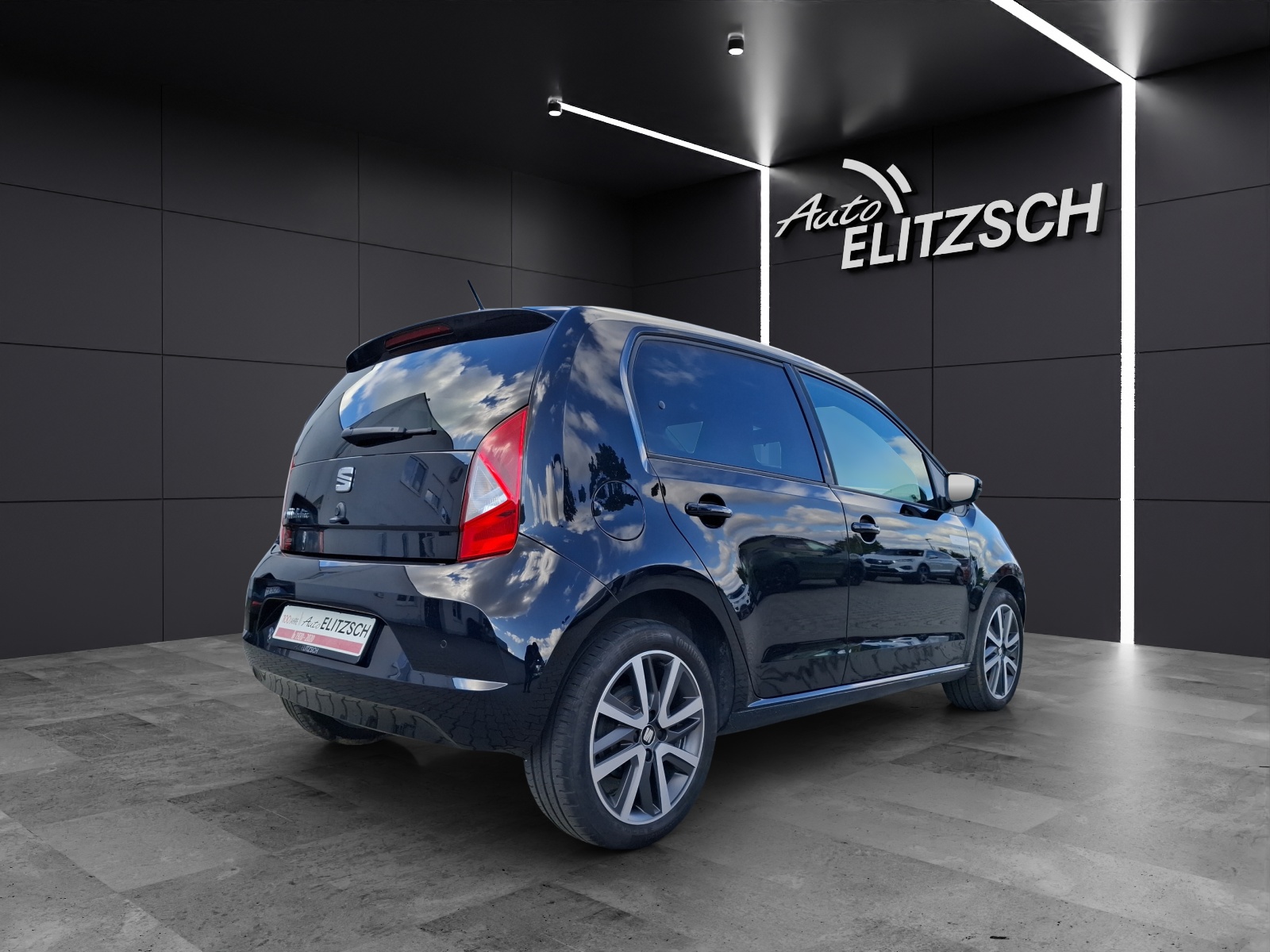 Fahrzeugabbildung SEAT Mii electric Edition Power-Charge Navi Climatronic DAB GRA PDC SH LM