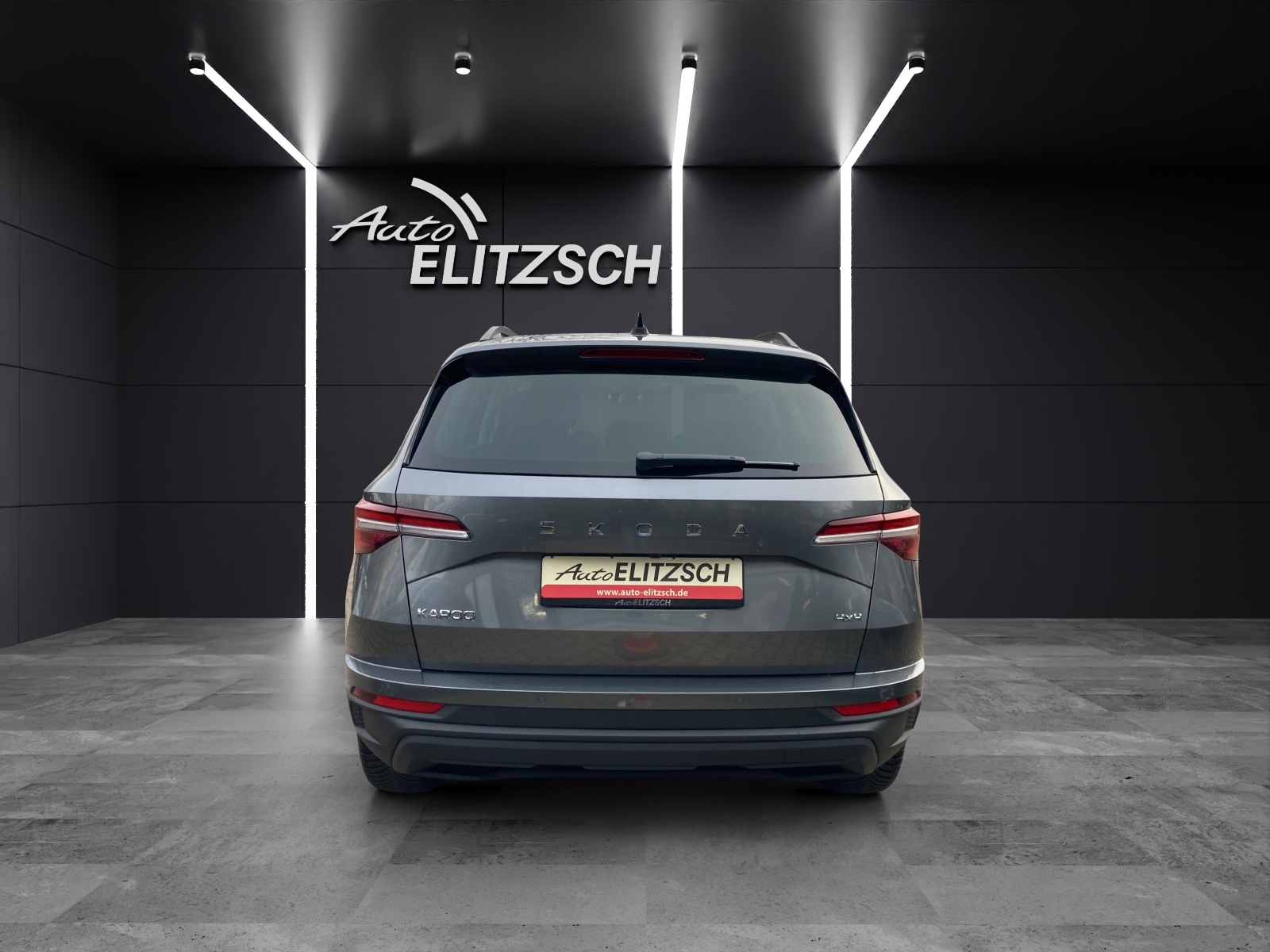 Fahrzeugabbildung SKODA Karoq TDI Drive DSG 4x4 MATRIX ACC AHK AID NAVI PDC SHZ