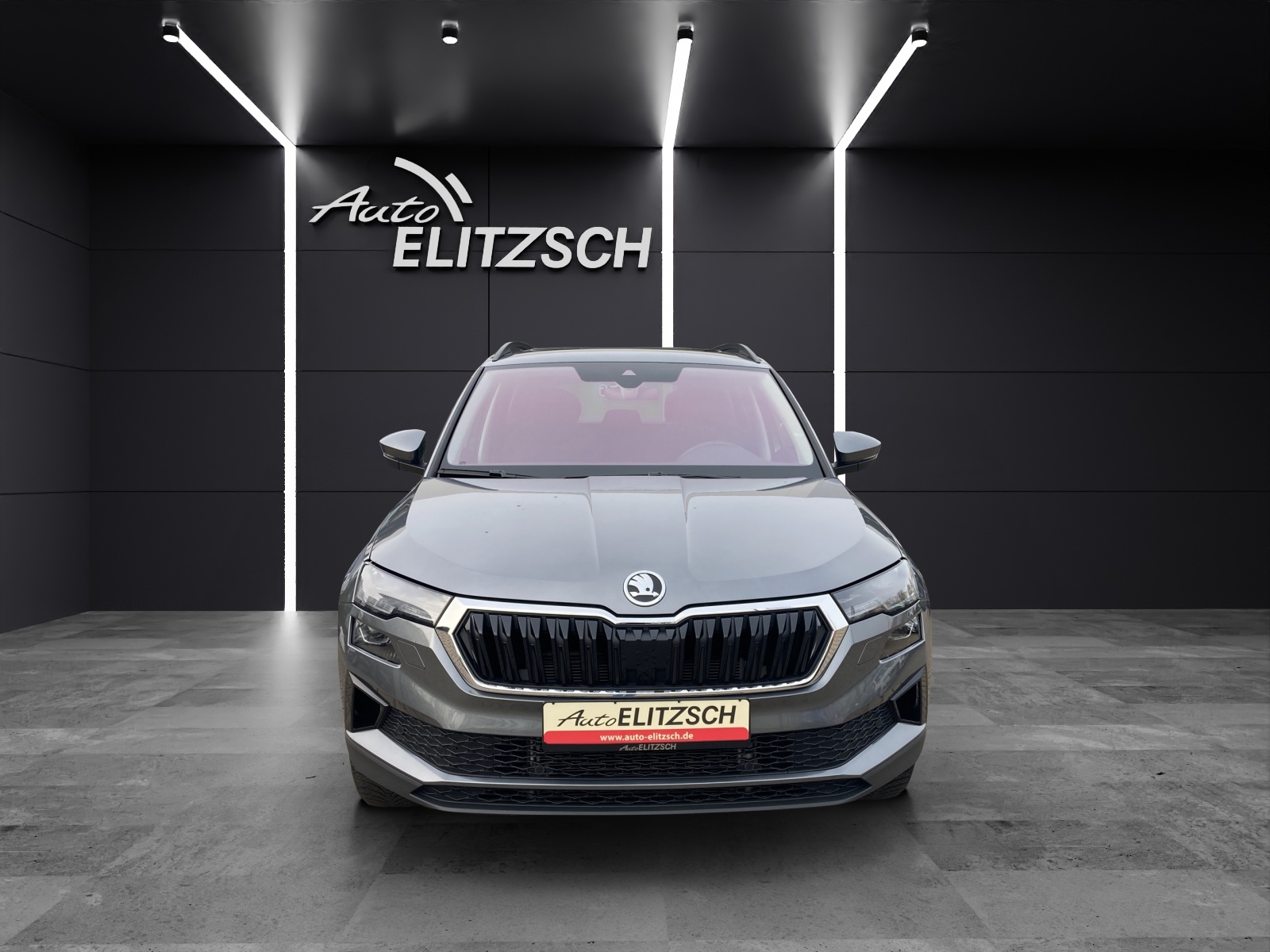 Fahrzeugabbildung SKODA Karoq TDI Drive DSG 4x4 MATRIX ACC AHK AID NAVI PDC SHZ
