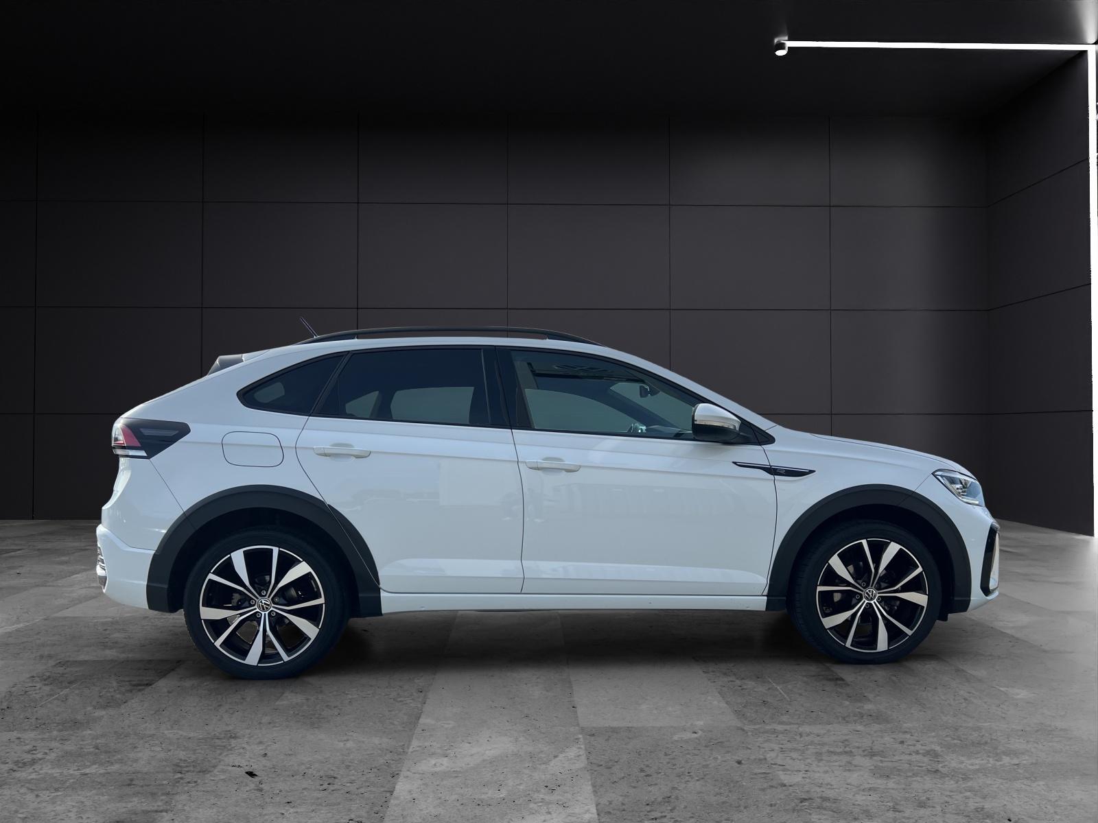 Fahrzeugabbildung Volkswagen Taigo R-Line TSI DSG IQ.Light ACC SHZ RearView Navi Klima
