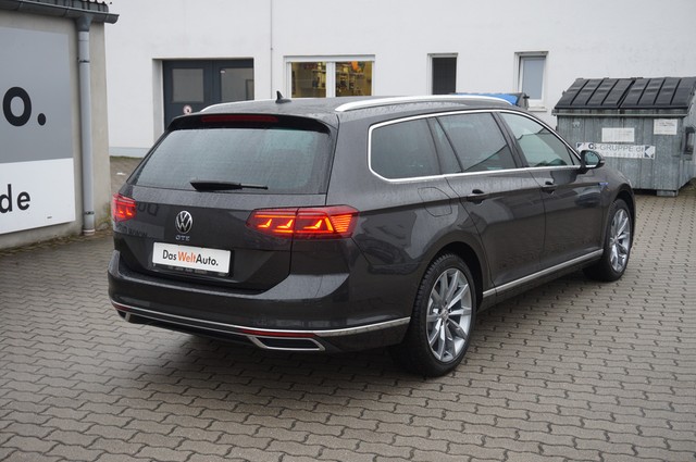 Fahrzeugabbildung Volkswagen Passat Variant GTE Standhzg Matrix AHK Leder ACC Kamera