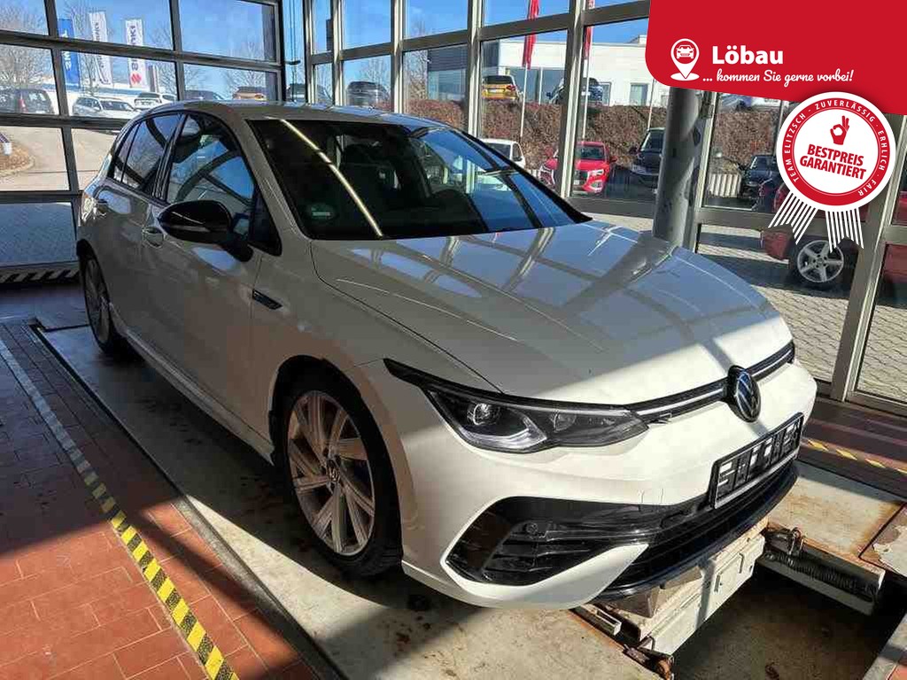 Volkswagen Golf VIII R DSG 4M LEDplus Navi AID Pano Akra ACC RFK Harman SH 19