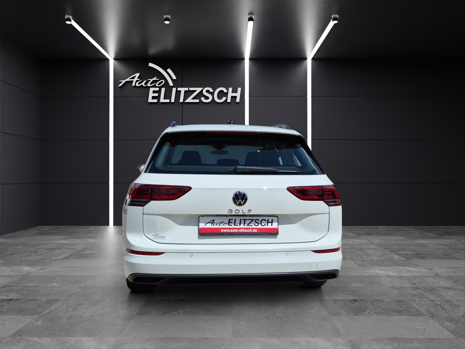 Fahrzeugabbildung Volkswagen Golf VIII Variant Life LED GRA SHZ LANE ASSIST