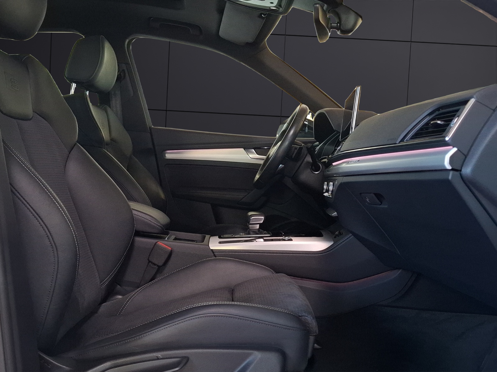 Fahrzeugabbildung Audi Q5 Sportback 40 TDI quattro S-line S-tronic Matrix AHK Navi AVC RFK SH 20