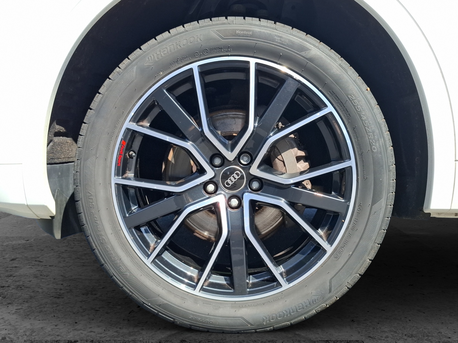 Fahrzeugabbildung Audi Q5 Sportback 40 TDI quattro S-line S-tronic Matrix AHK Navi AVC RFK SH 20