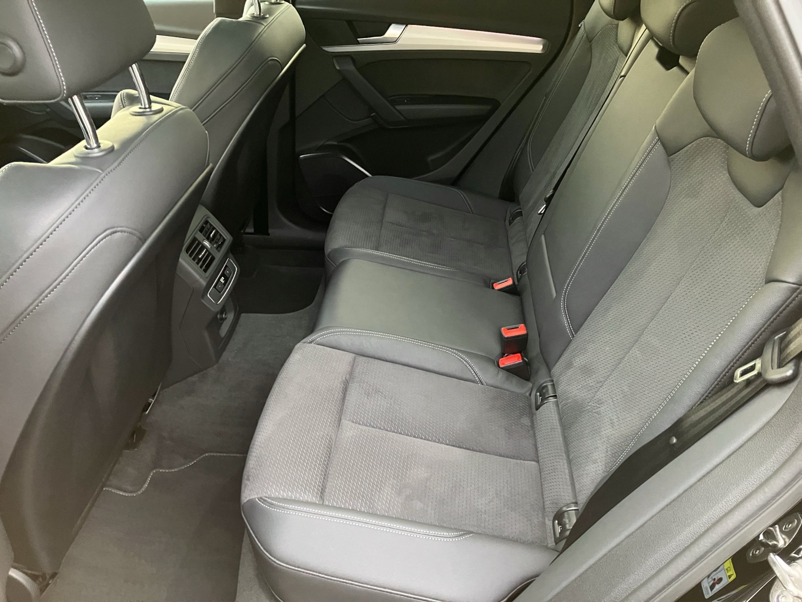 Fahrzeugabbildung Audi SQ5 Sportback 3.0 TDI quattro Matrix Navi ACC 21
