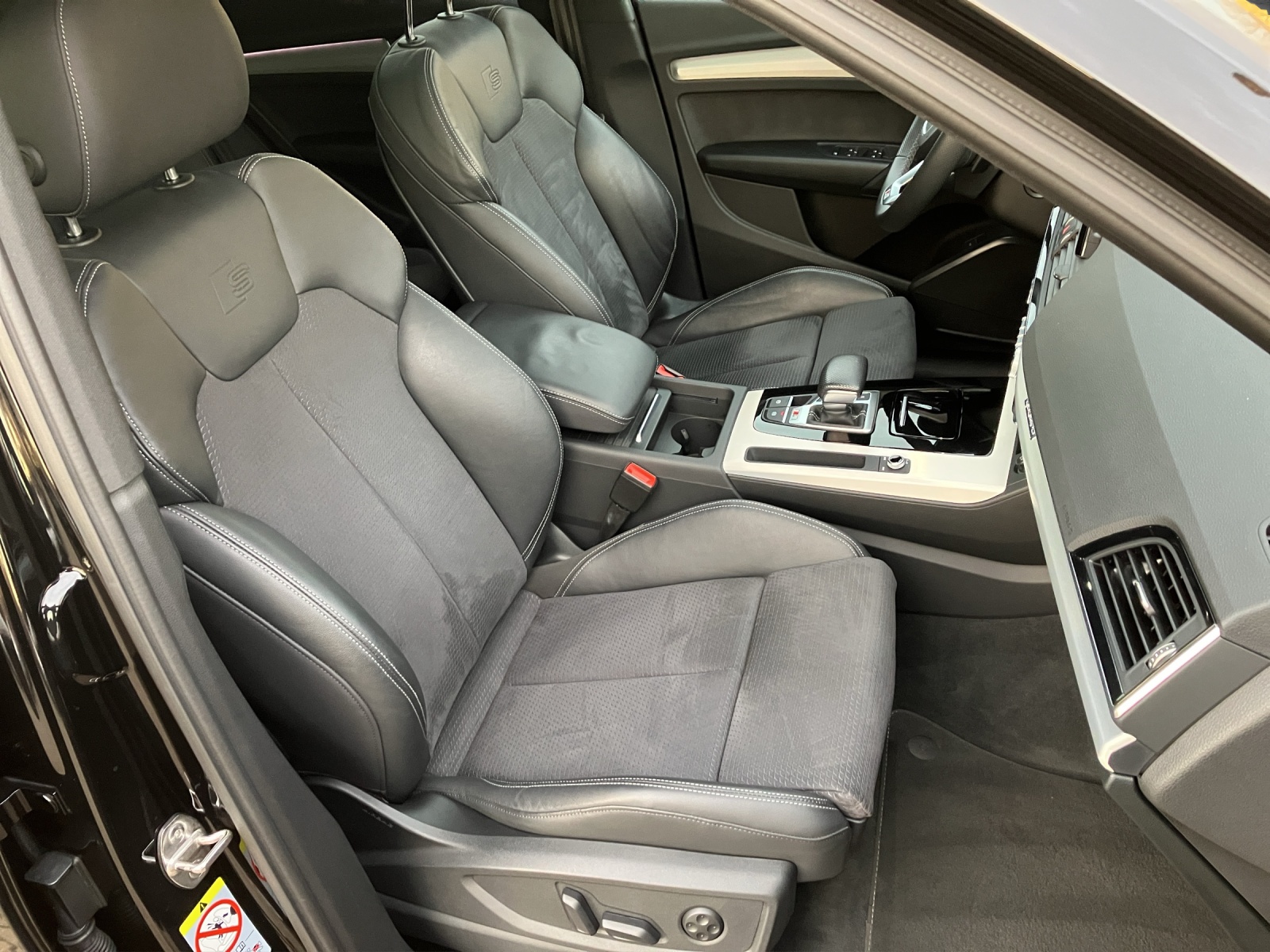Fahrzeugabbildung Audi SQ5 Sportback 3.0 TDI quattro Matrix Navi ACC 21