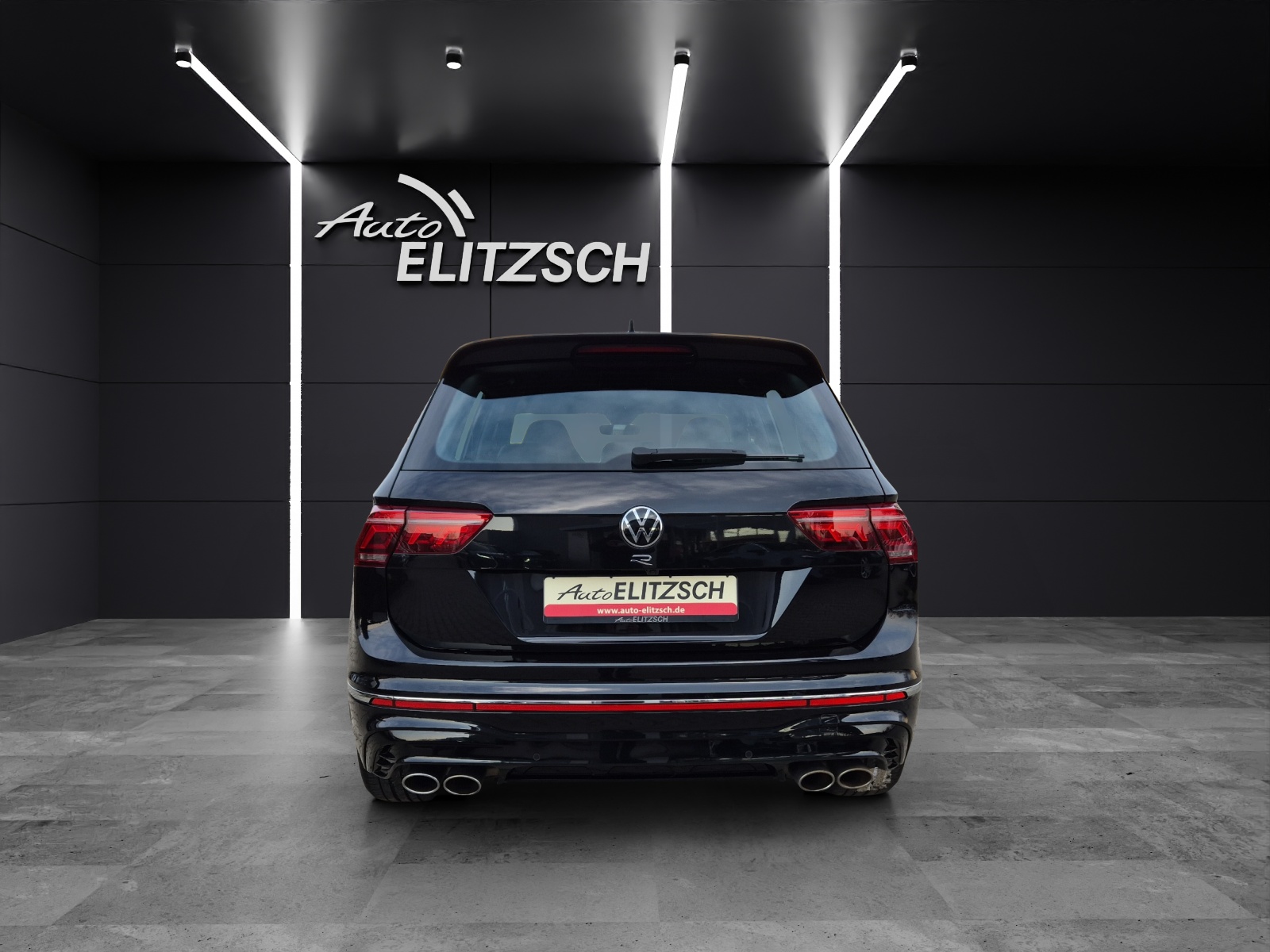 Fahrzeugabbildung Volkswagen Tiguan R 2.0 TSI 4M MATRIX ACC DCC AID NAVI 20