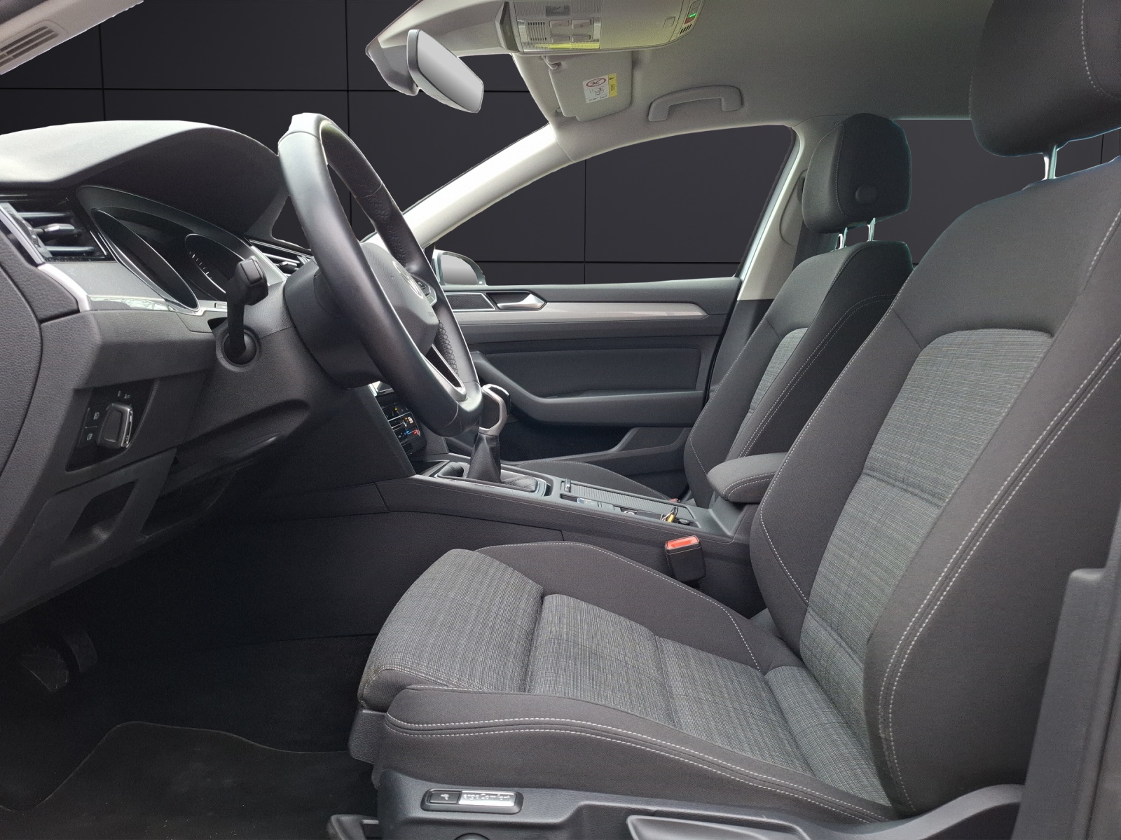 Fahrzeugabbildung Volkswagen Passat Variant TDI Business Matrix Navi ACC RFK SH