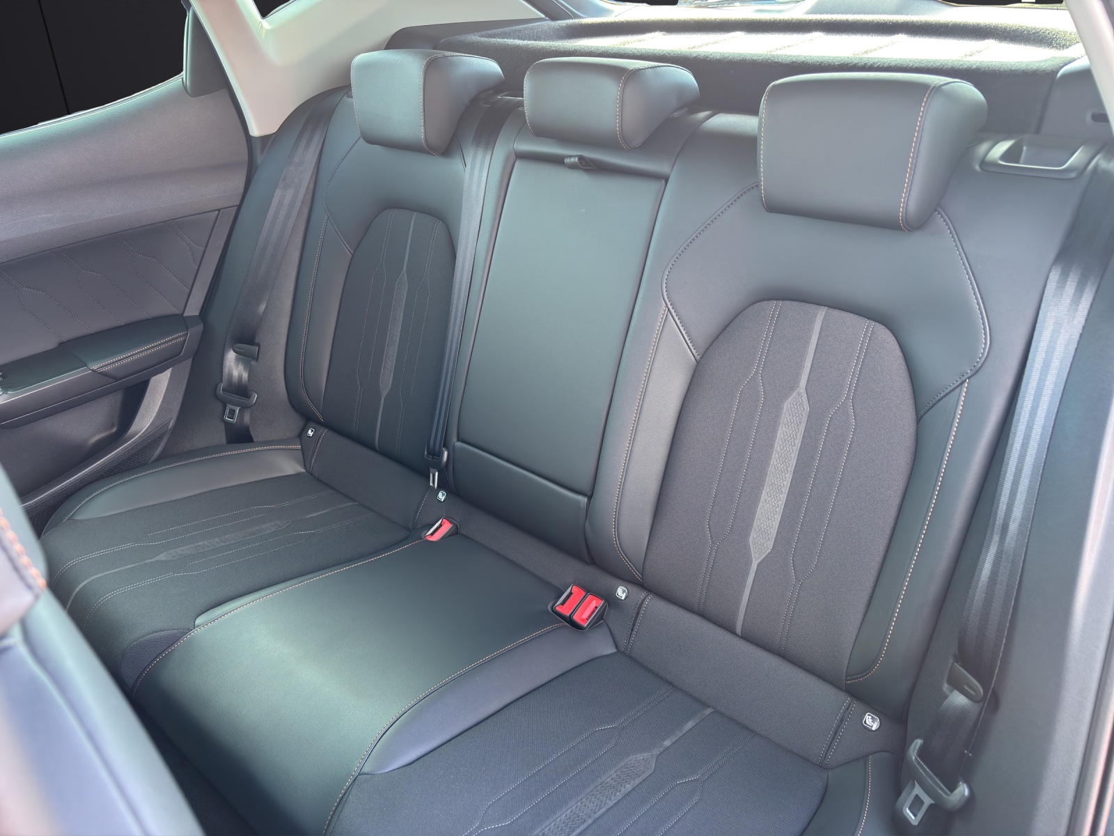 Fahrzeugabbildung CUPRA Formentor 1.5 TSI Matrix Navi ACC VC RFK SHZ