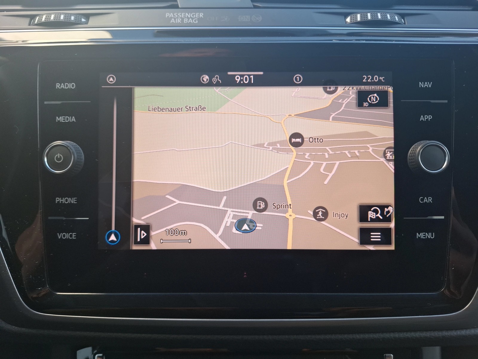 Fahrzeugabbildung Volkswagen Touran TSI Comfortline LED AHK Navi ACC RFK SH