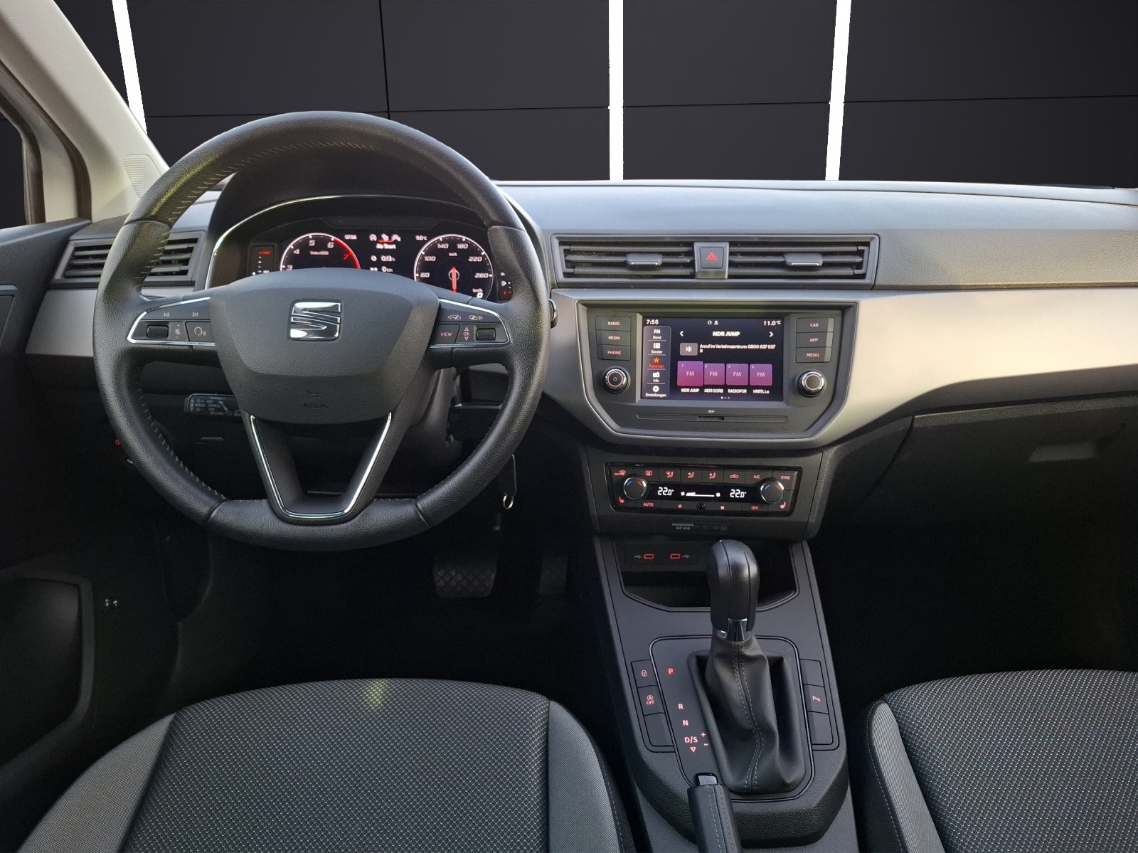 Fahrzeugabbildung SEAT Ibiza TSI Style Beats DSG LED AID ACC RFK SH APP LM