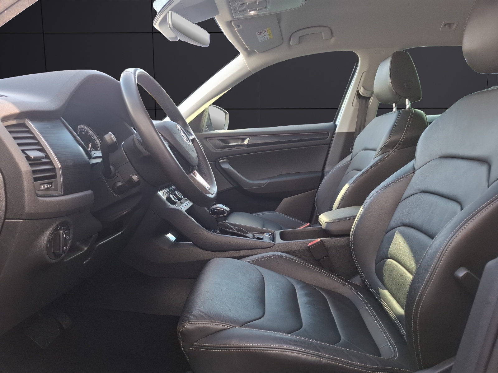 Fahrzeugabbildung SKODA Kodiaq TDI Soleil DSG 4x4 Standhzg. LED Navi Leder ACC RFK SH