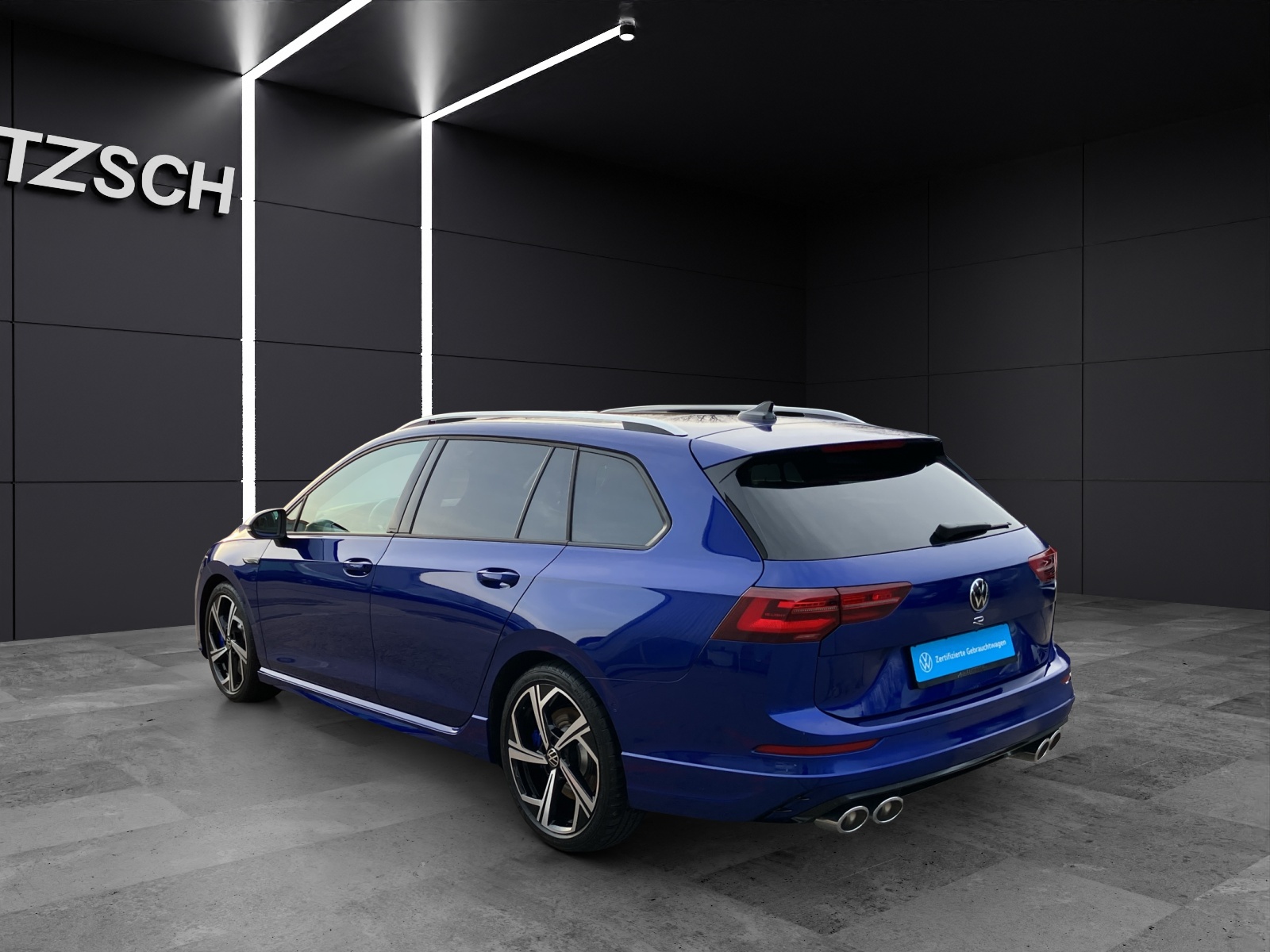 Fahrzeugabbildung Volkswagen Golf VIII Variant R DSG MATRIX ACC HuD AID PANO NAVI PDC SHZ