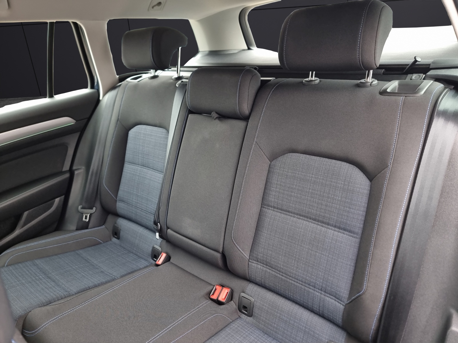 Fahrzeugabbildung Volkswagen Passat Variant GTE MatrixLED ACC Kamera