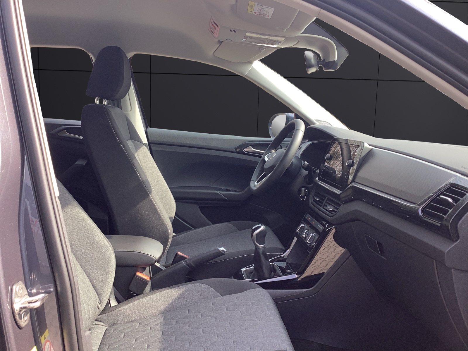Fahrzeugabbildung Volkswagen T-Cross Life TSI LED NAVI AppConnect