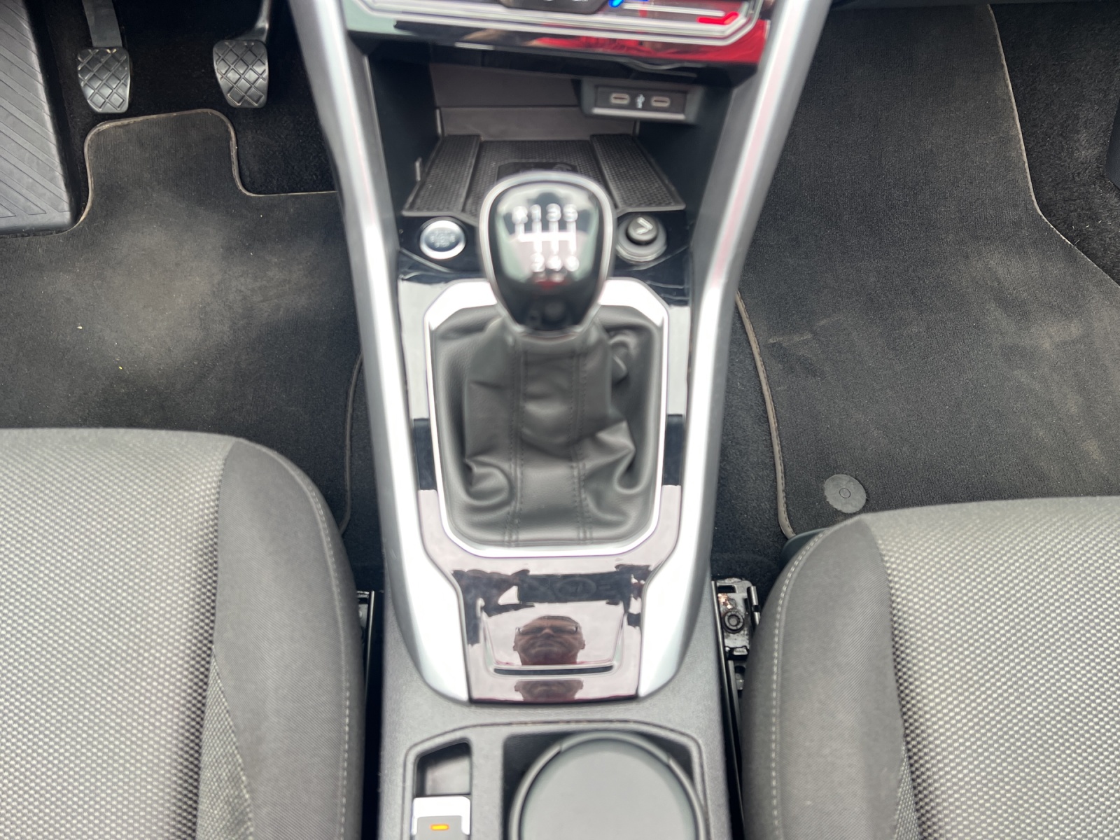Fahrzeugabbildung Volkswagen T-Roc Cabriolet TSI Style LEDplus Navi AID ACC RFK SH 18
