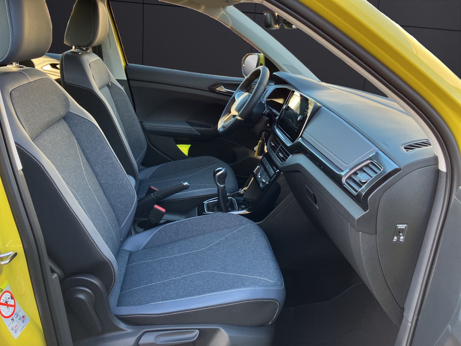 Fahrzeugabbildung Volkswagen T-Cross Style LED DAB ACC