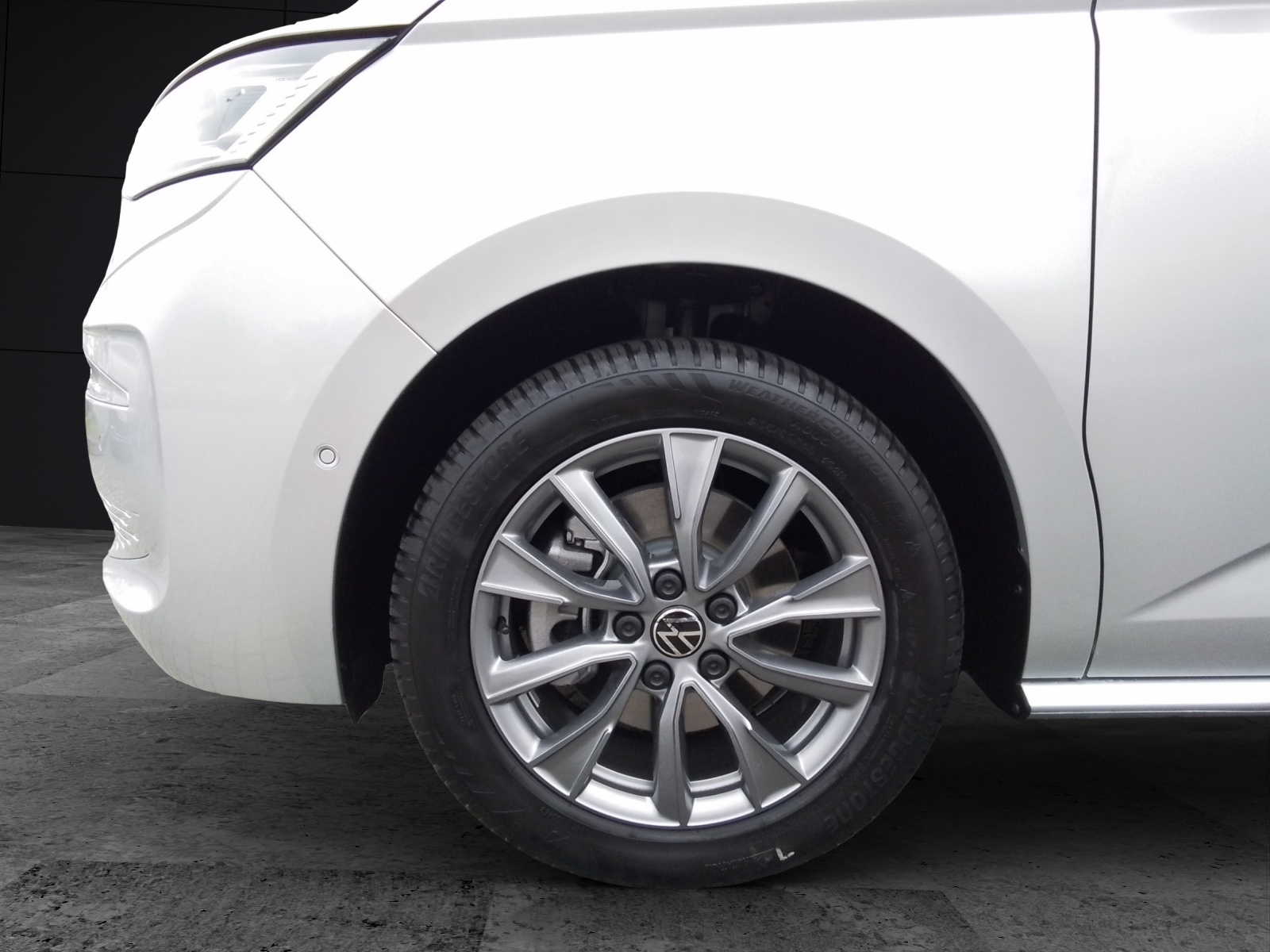 Fahrzeugabbildung Volkswagen T7 California Ocean 7-DSG ACC RFK NAVI STANDH. DCC