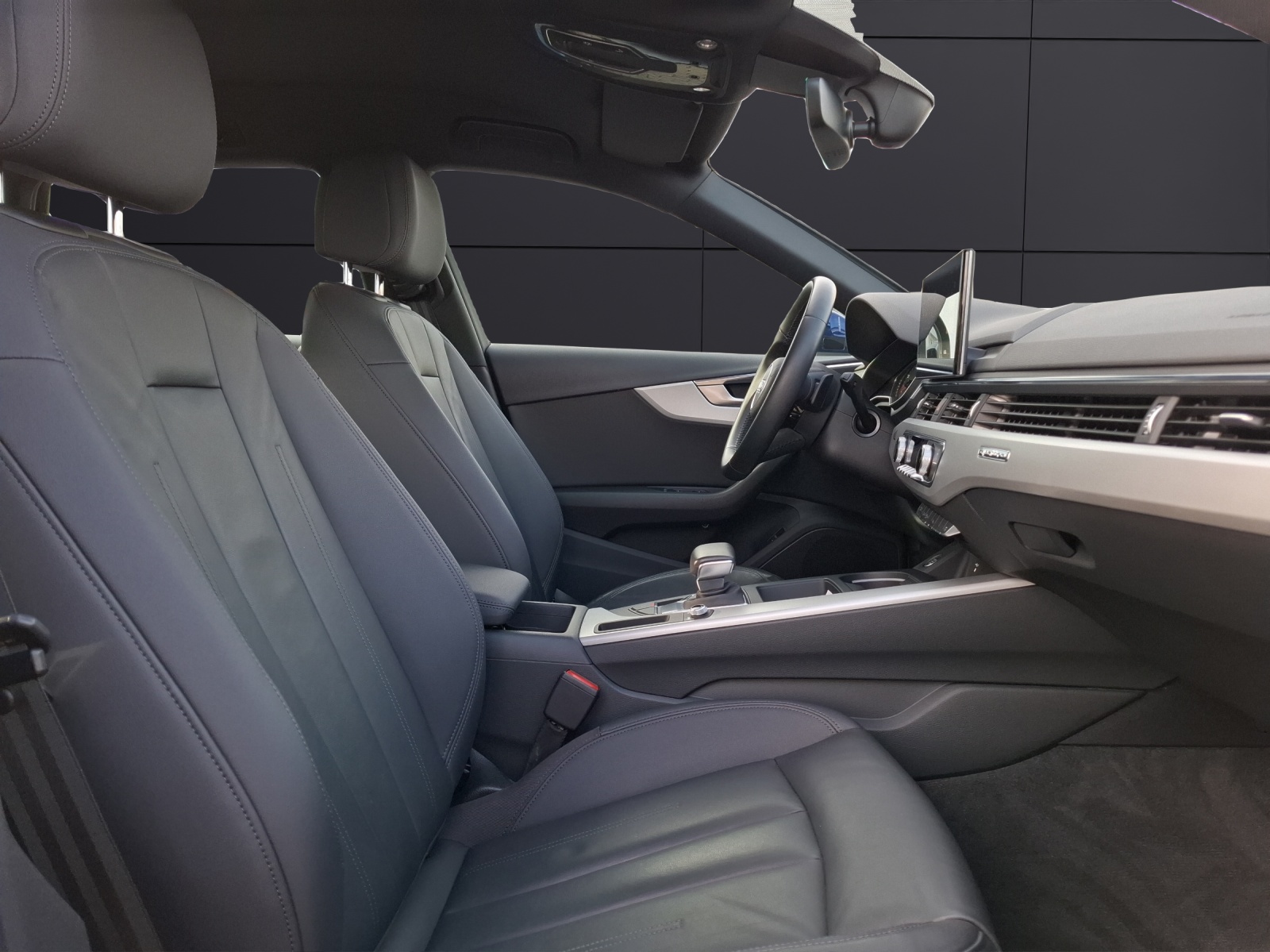 Fahrzeugabbildung Audi A4 Avant 40 TDI advanced quattro S-tronic LED AHK Navi ACC RFK SH