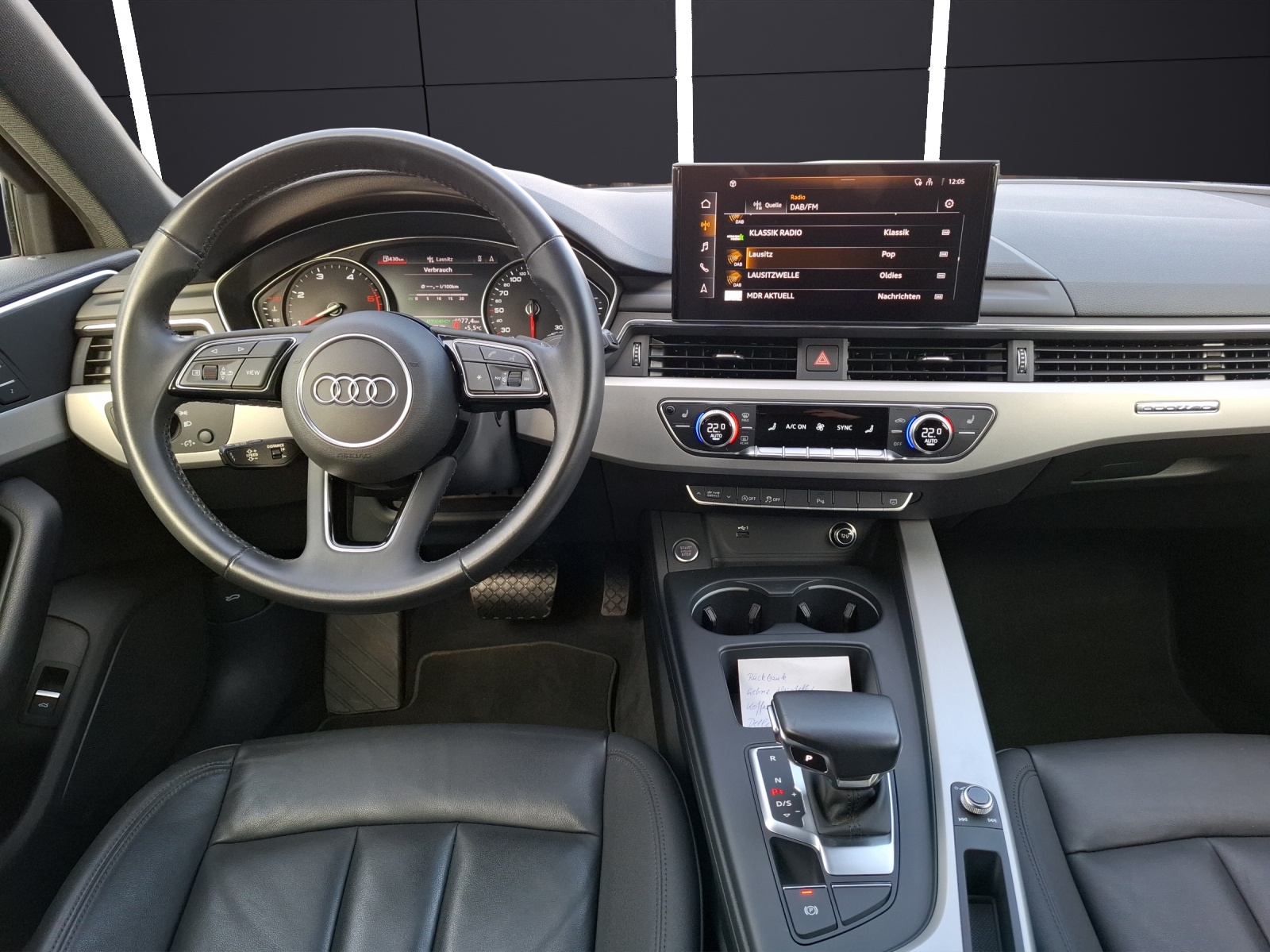 Fahrzeugabbildung Audi A4 Avant 40 TDI advanced quattro S-tronic LED AHK Navi ACC RFK SH