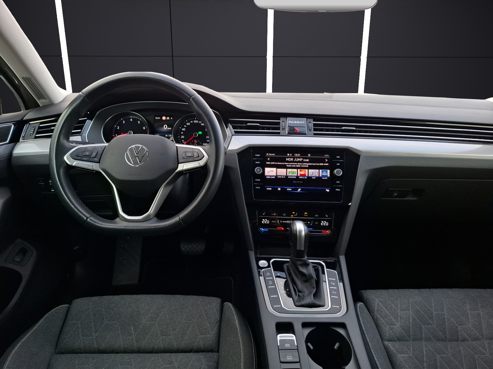 Fahrzeugabbildung Volkswagen Passat Variant TSI Business DSG Matrix Navi ACC RFK SH