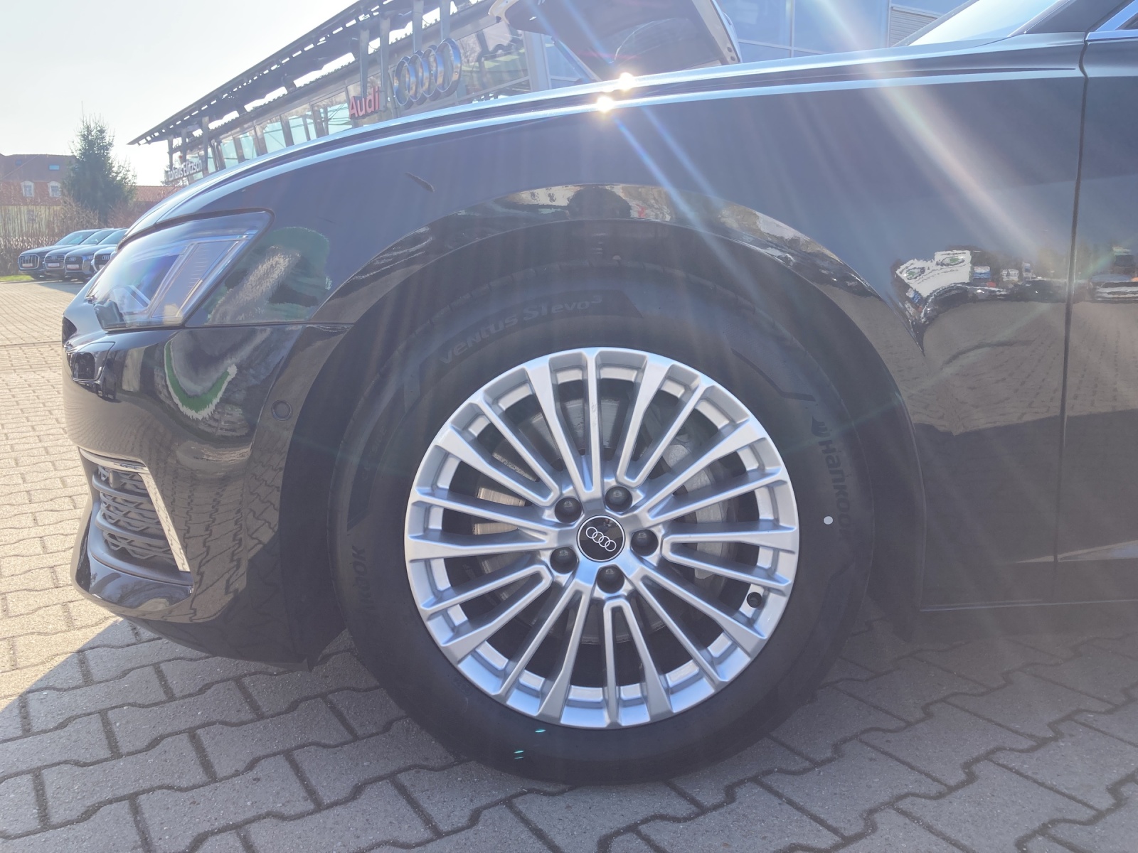 Fahrzeugabbildung Audi A6 Lim. 50 TDI quattro design Head up Matrix