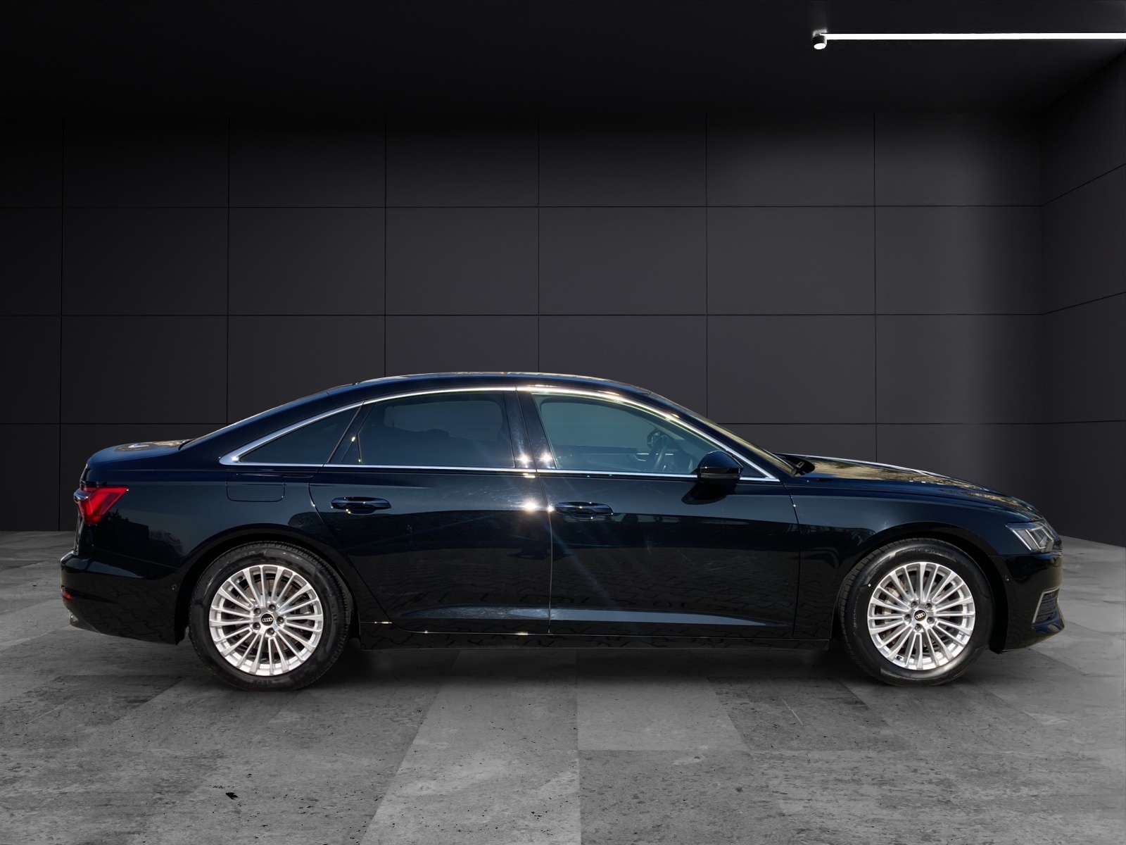 Fahrzeugabbildung Audi A6 Lim. 50 TDI quattro design Head up Matrix
