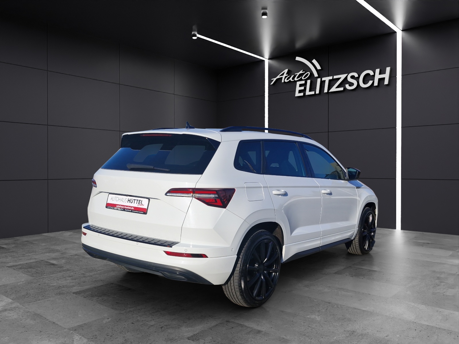 Fahrzeugabbildung SKODA Karoq TDI Sportline 4x4 Matrix PANOACC Kamera360°
