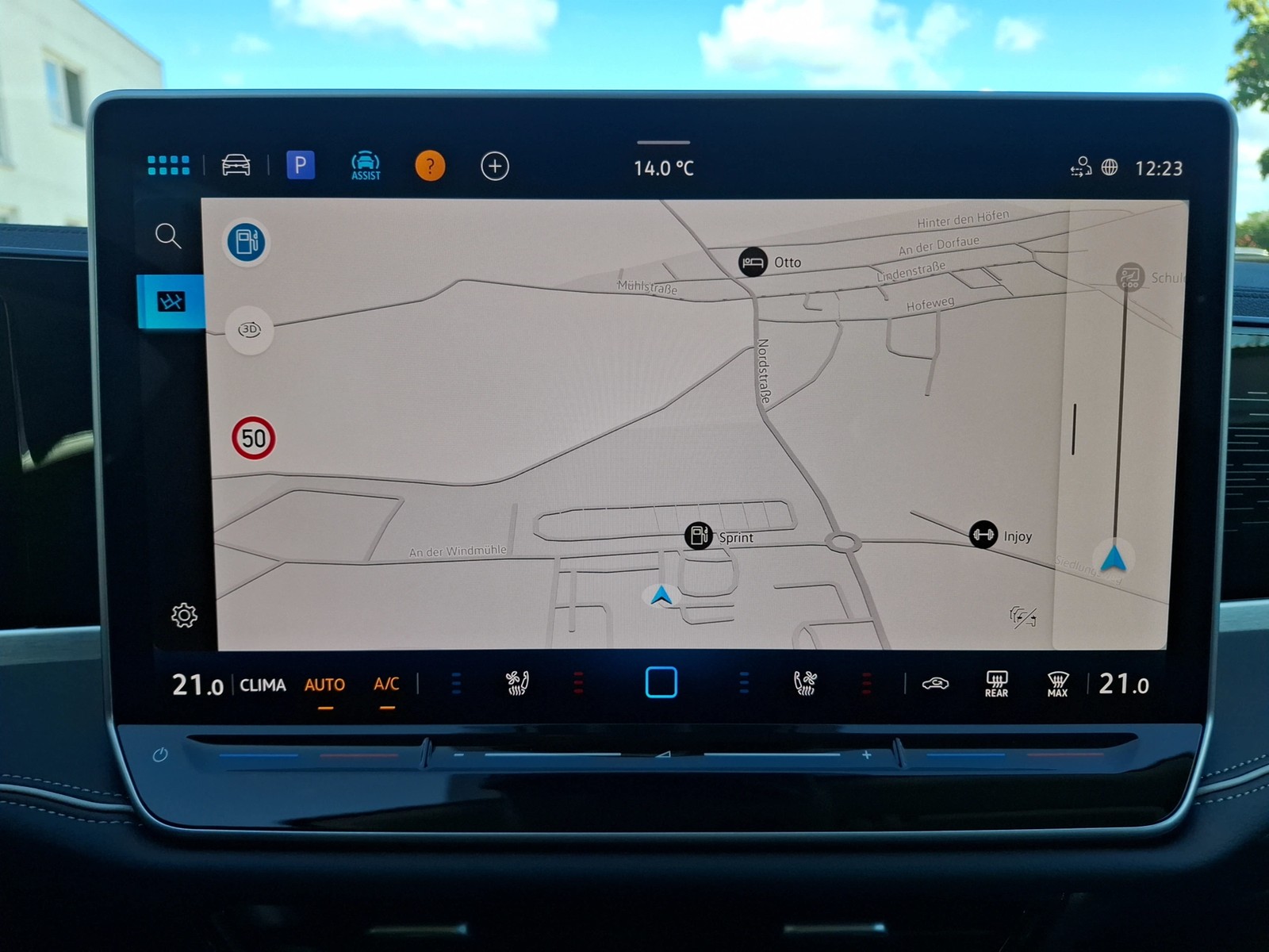 Fahrzeugabbildung Volkswagen Passat Variant TDI Elegance DSG Matrix AHK Navi HUD AID ACC RFK SH
