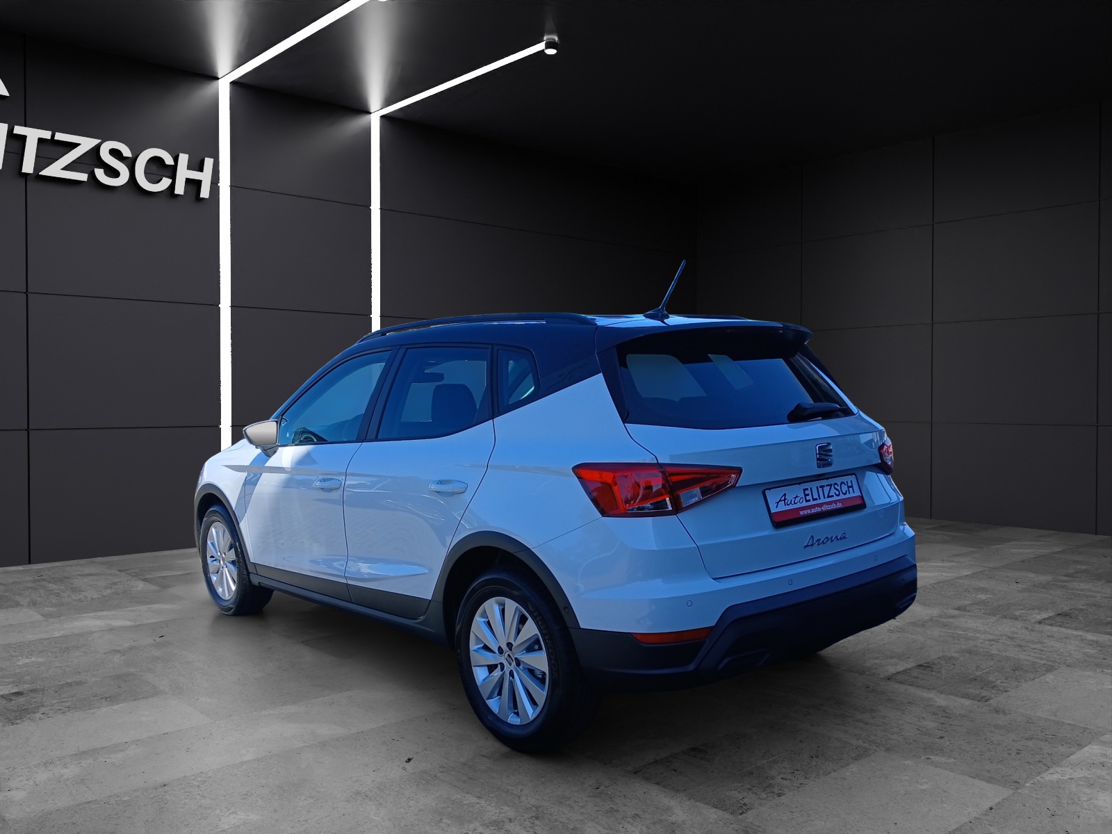 Fahrzeugabbildung SEAT Arona 1.0 TSI Road Edition DSG Kamera AHK