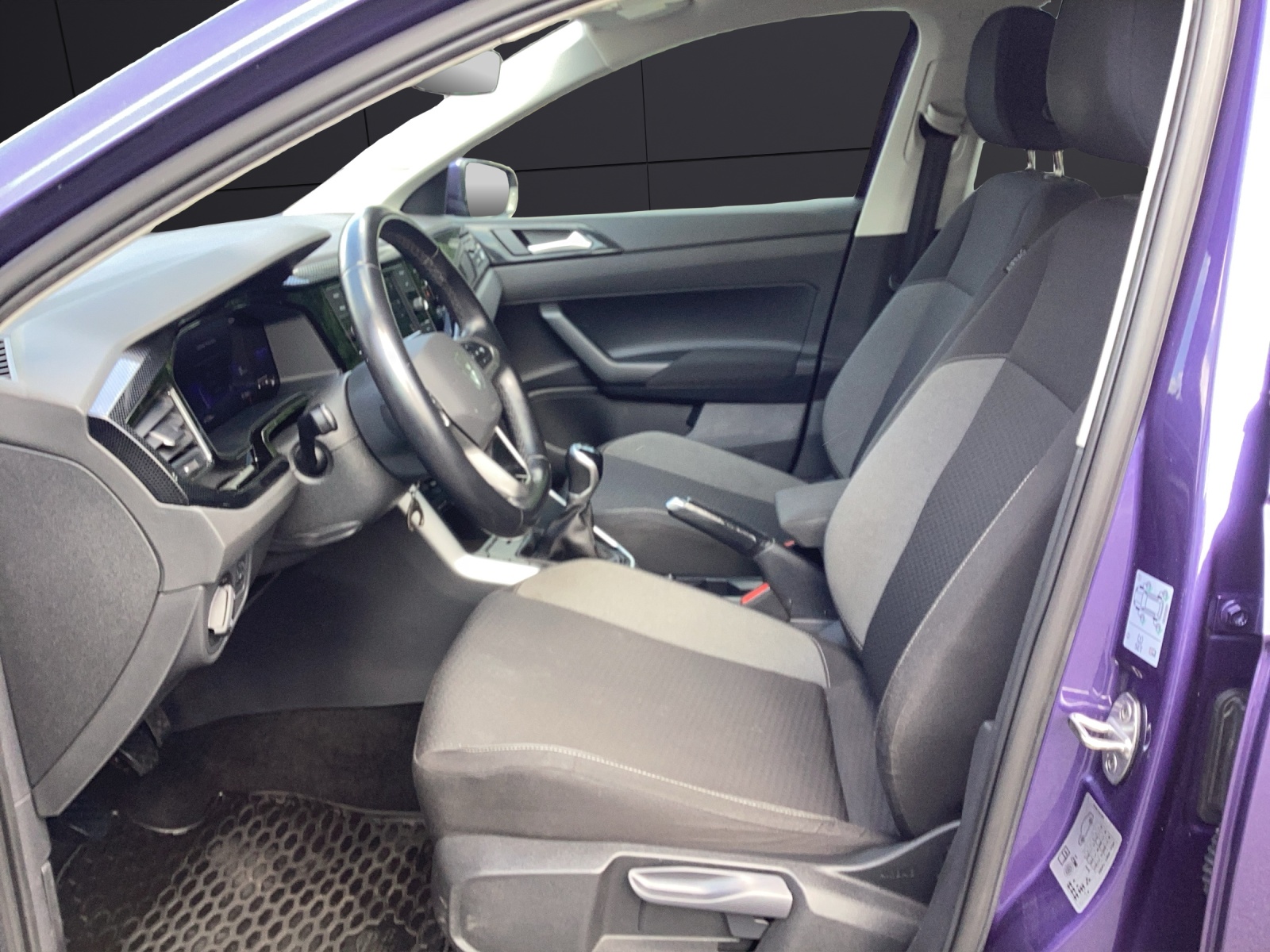 Fahrzeugabbildung Volkswagen Polo Life LED DAB CLIMATIC