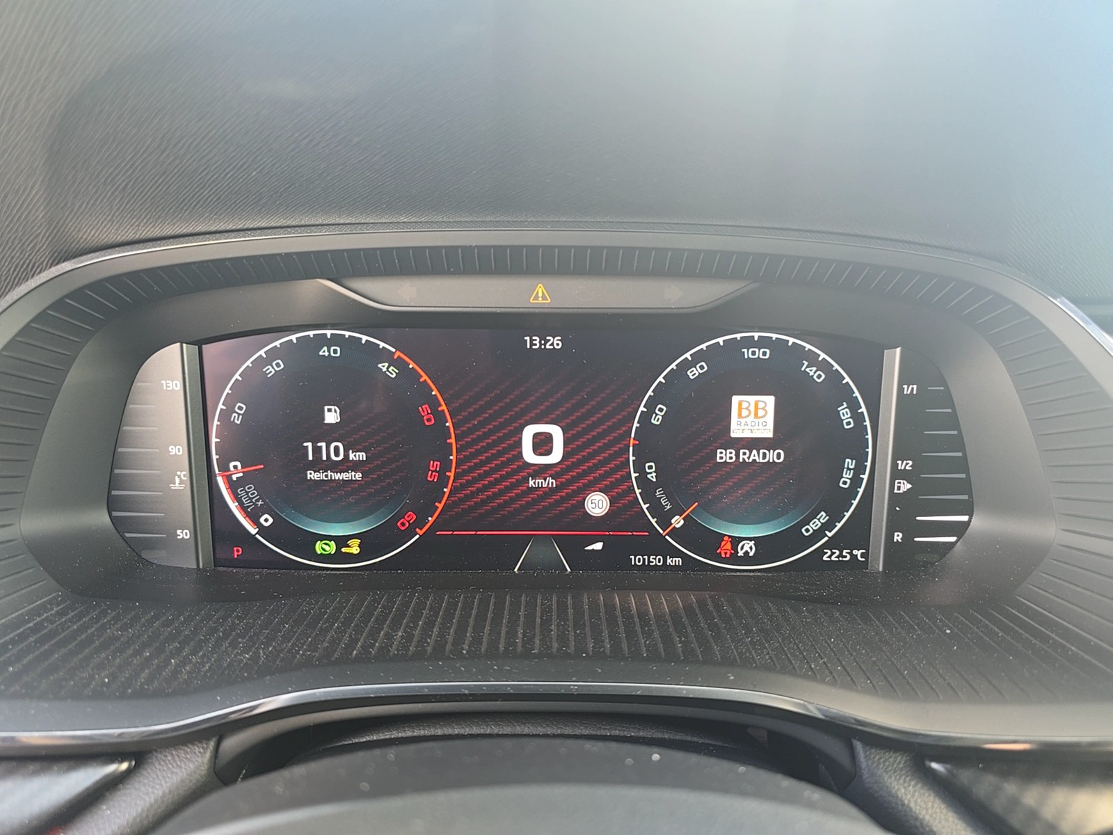 Fahrzeugabbildung SKODA Octavia Combi RS TDI 4x4 Matrix Navi ACC Pano AID RFK SH DSG ACC LED KAMERA