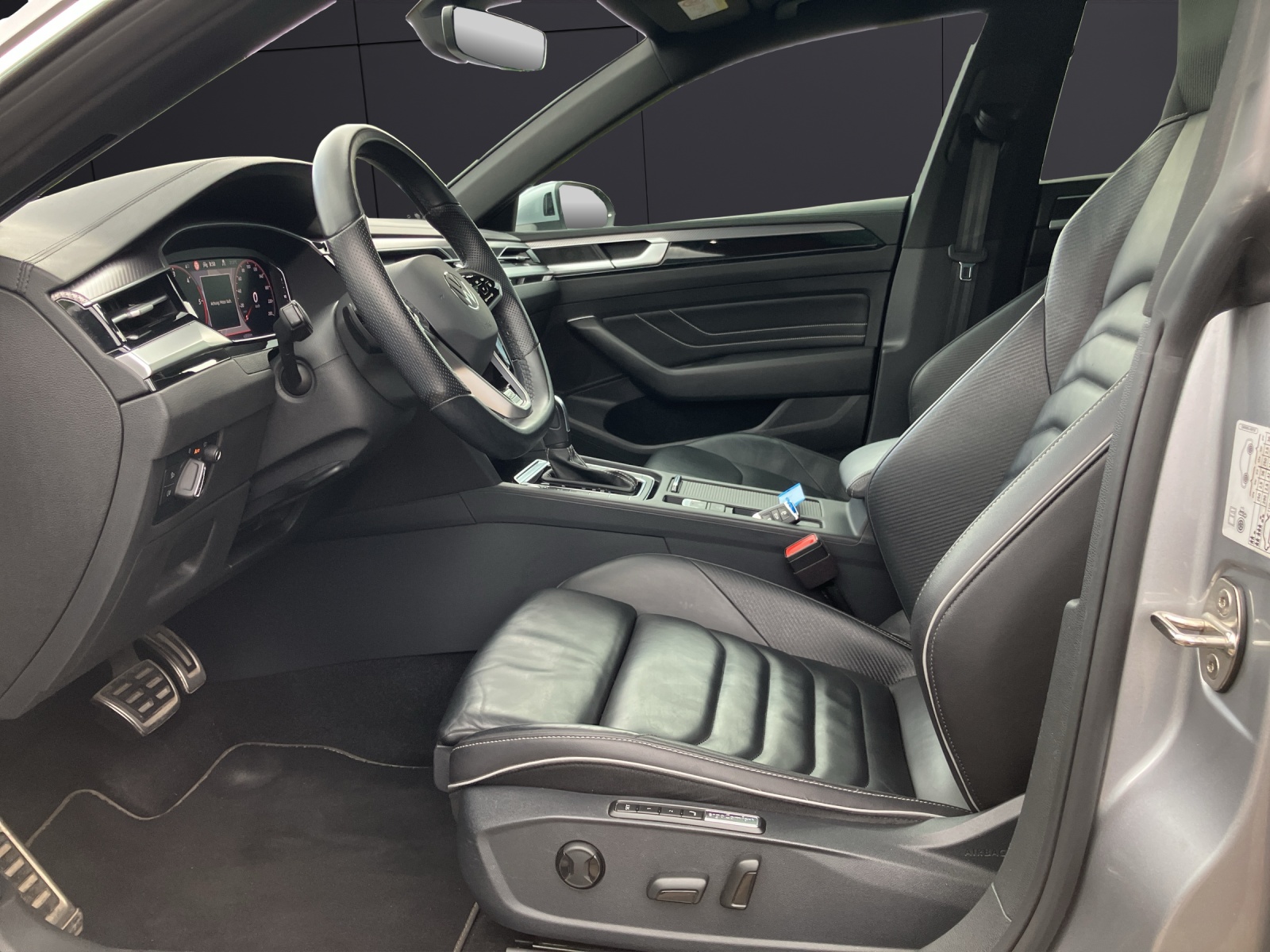 Fahrzeugabbildung Volkswagen Arteon SB TDI DSG R-Line 4M LED Navi Pano HUD Leder 20