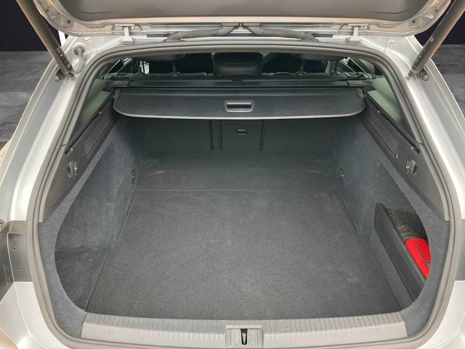 Fahrzeugabbildung Volkswagen Arteon SB TDI DSG R-Line 4M LED Navi Pano HUD Leder 20