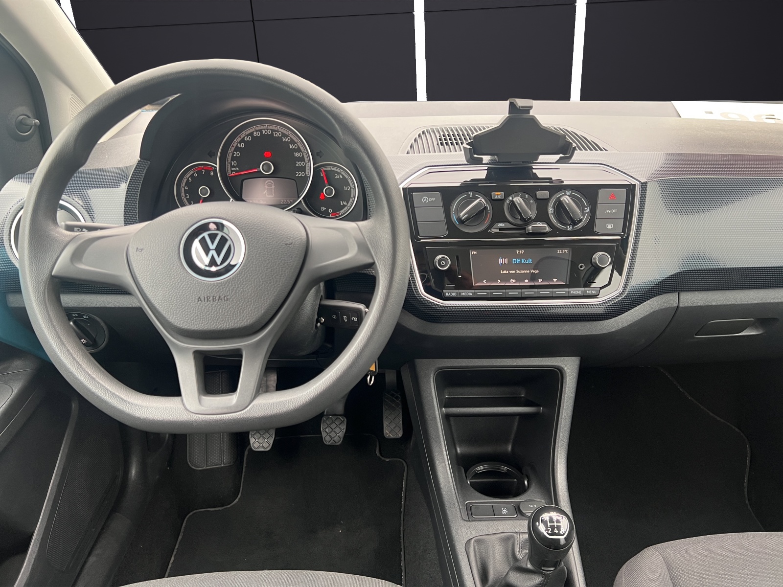 Fahrzeugabbildung Volkswagen up! 1.0 Klima Allwetter LED-TFL Radio