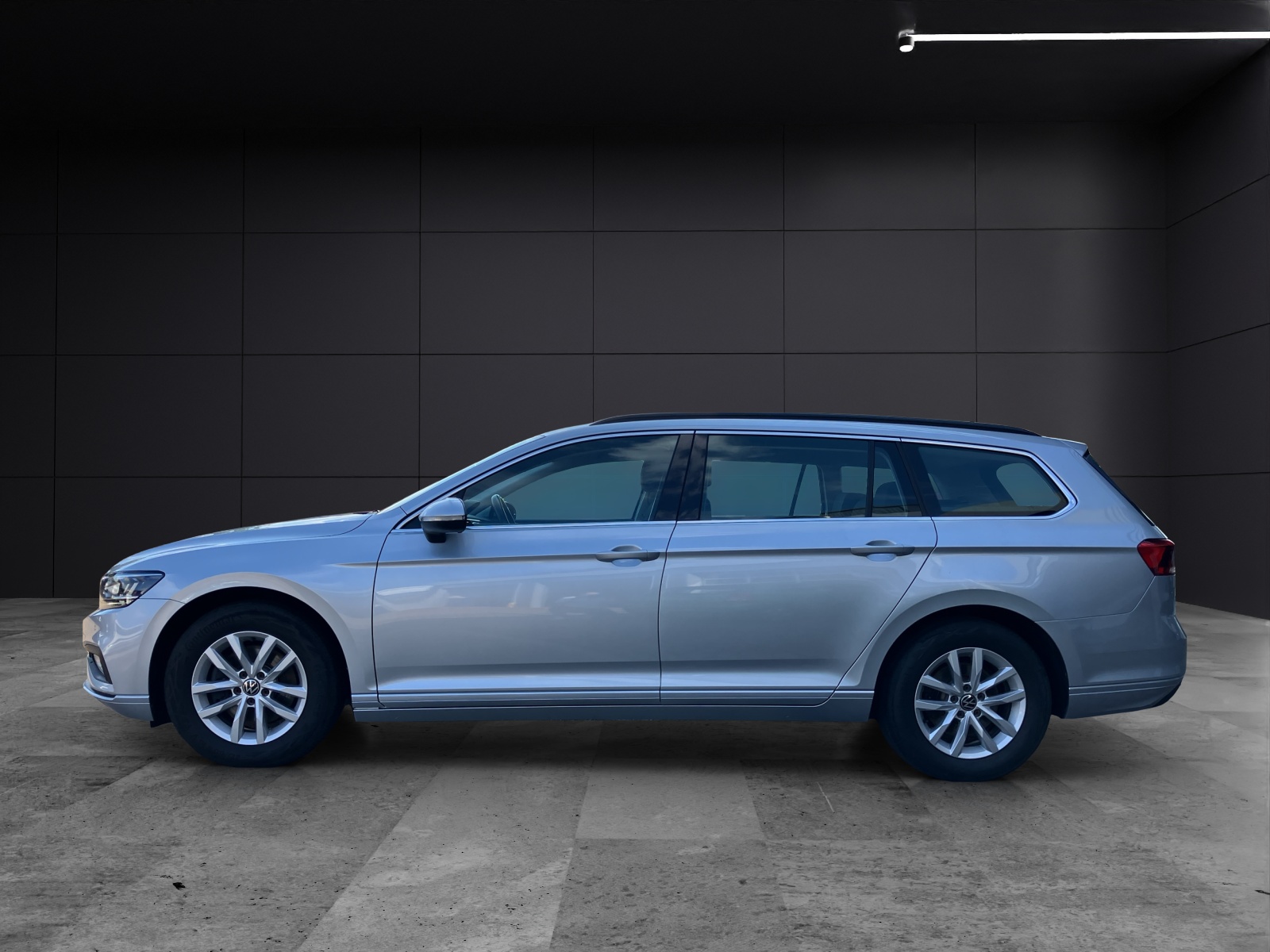Fahrzeugabbildung Volkswagen Passat Variant TDI Business DSG LED ACC Navi RFK AHZV