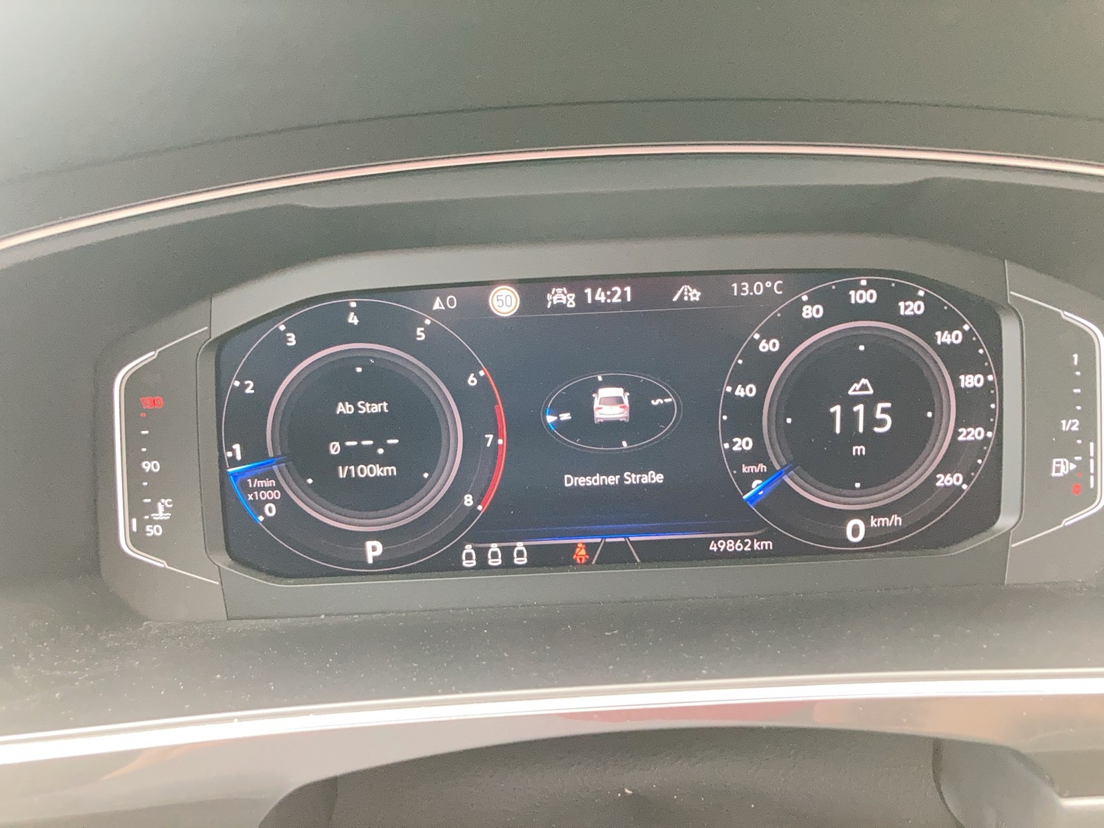 Fahrzeugabbildung Volkswagen Tiguan TSI Elegance 4M DSG Matrix Navi ACC STH AHK RFK SH