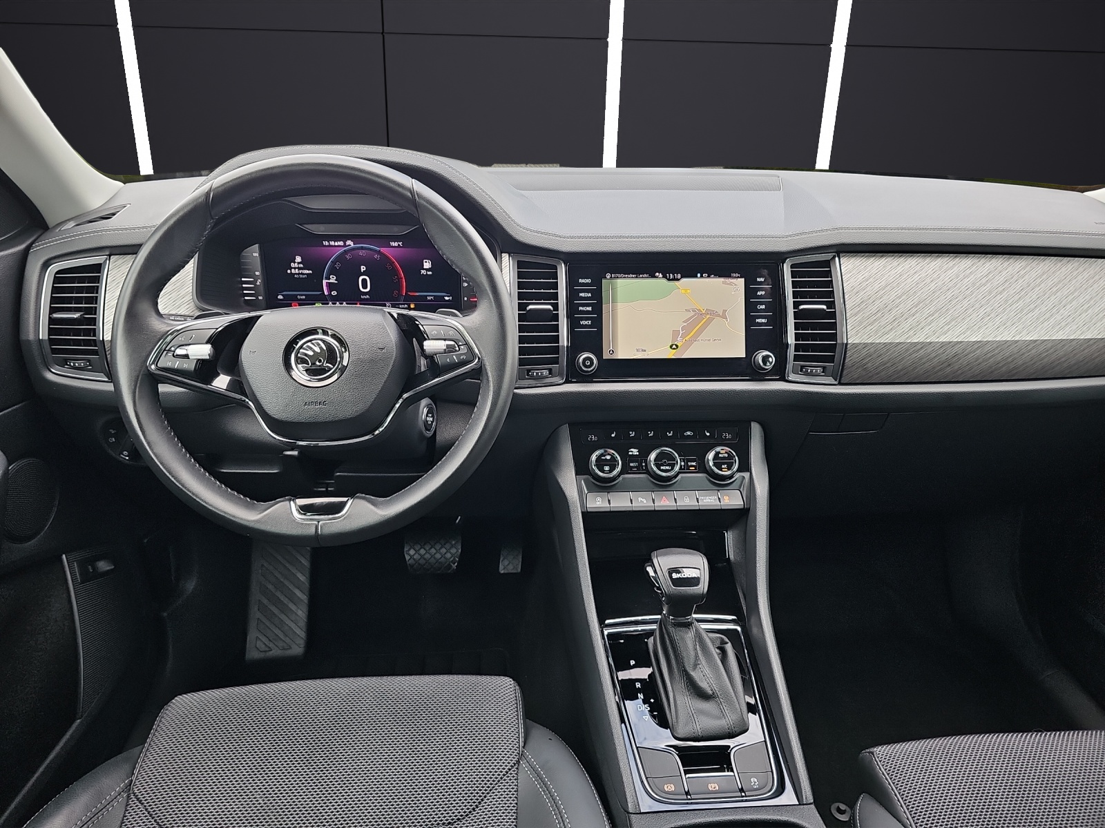 Fahrzeugabbildung SKODA Kodiaq Style 2.0 TDI DSG AHK ACC LED