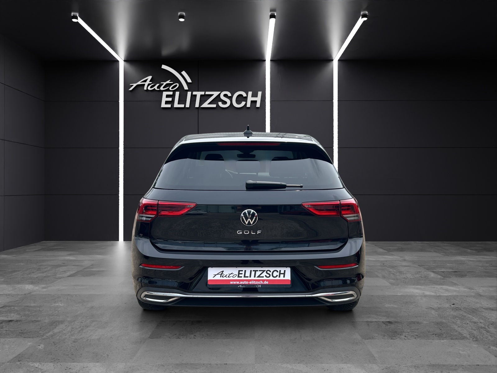 Fahrzeugabbildung Volkswagen Golf VIII TDI Active DSG LED Navi AHK ACC RFK SH